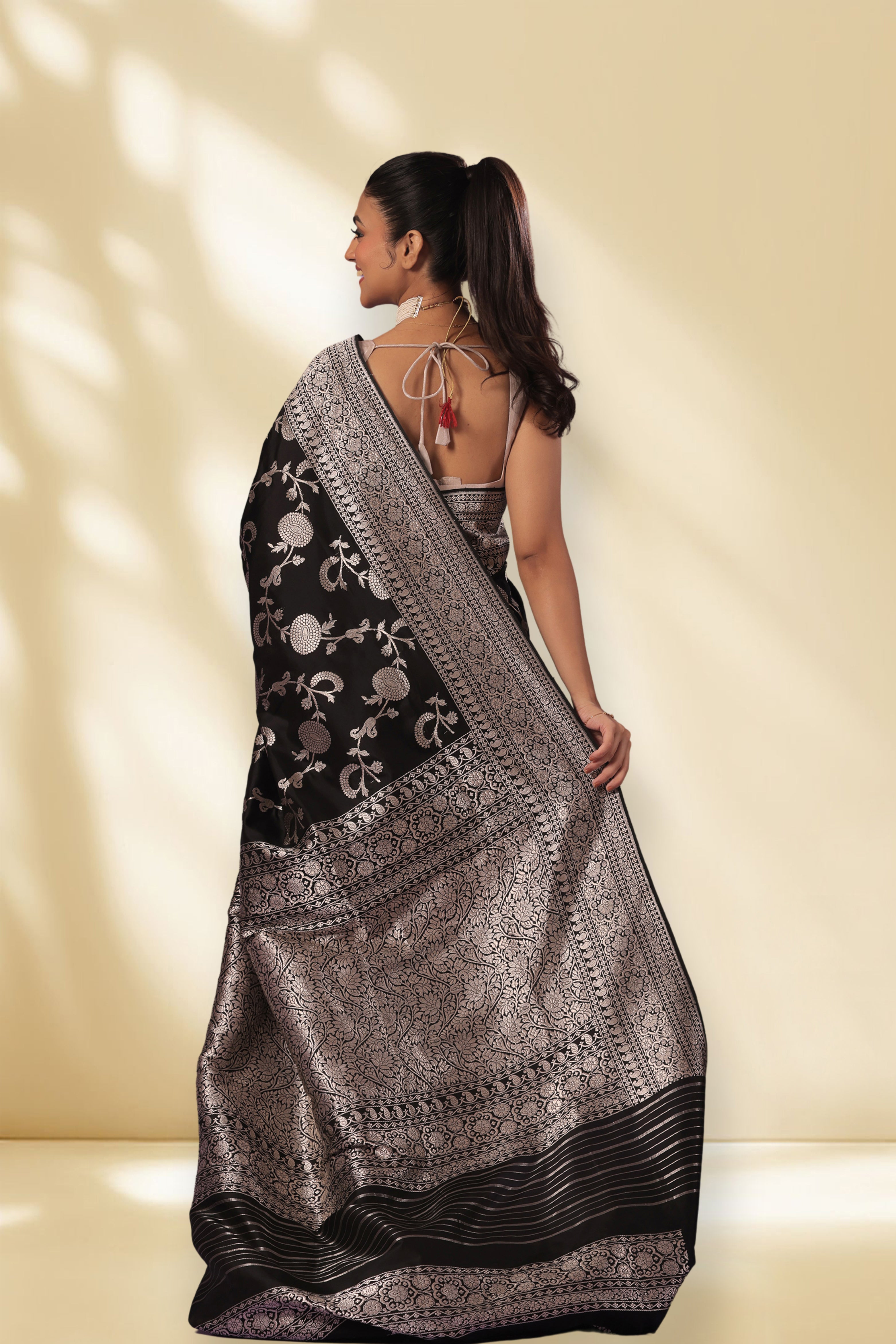 Exclusive Jaal Katan Banarasi