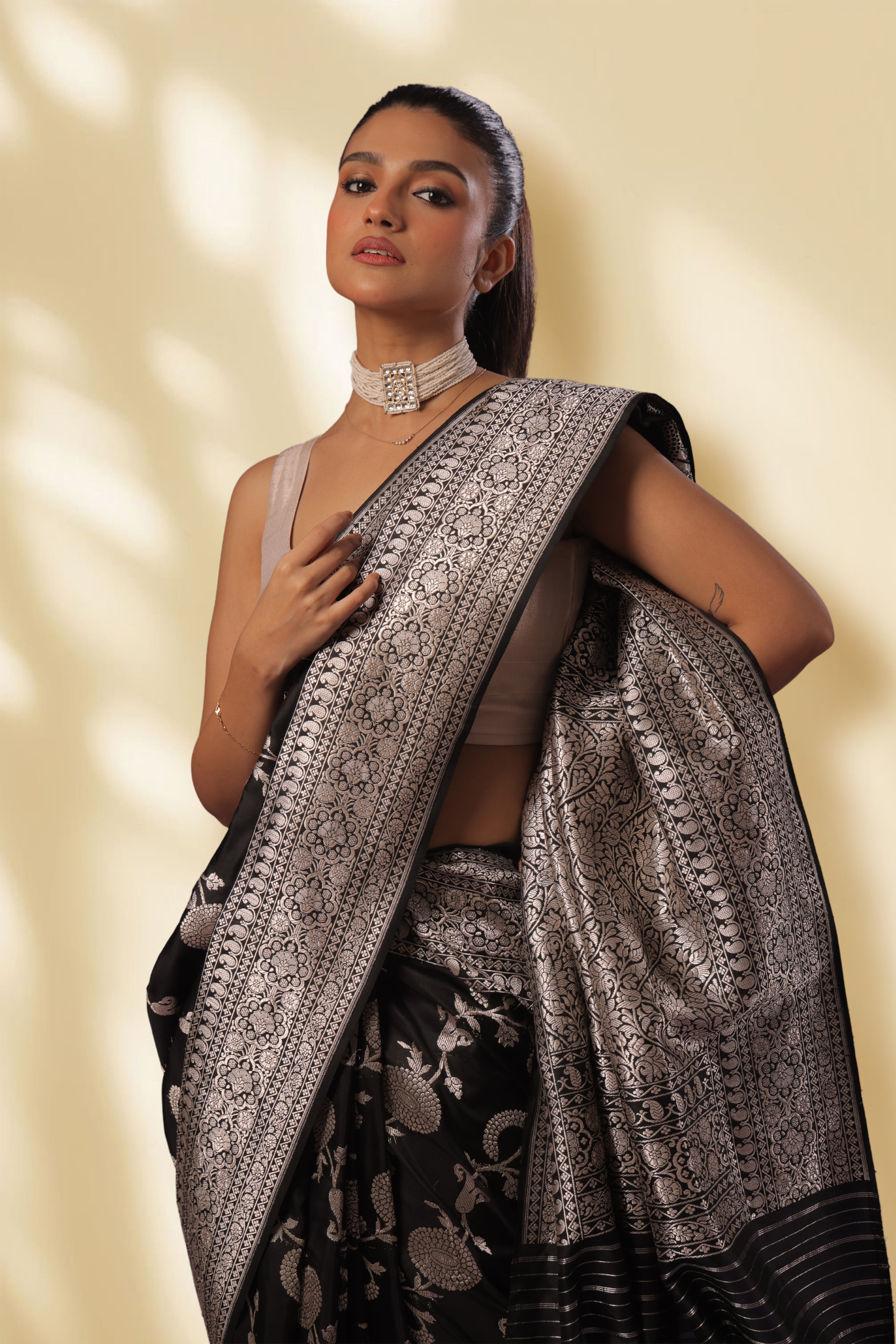 Exclusive Jaal Katan Banarasi