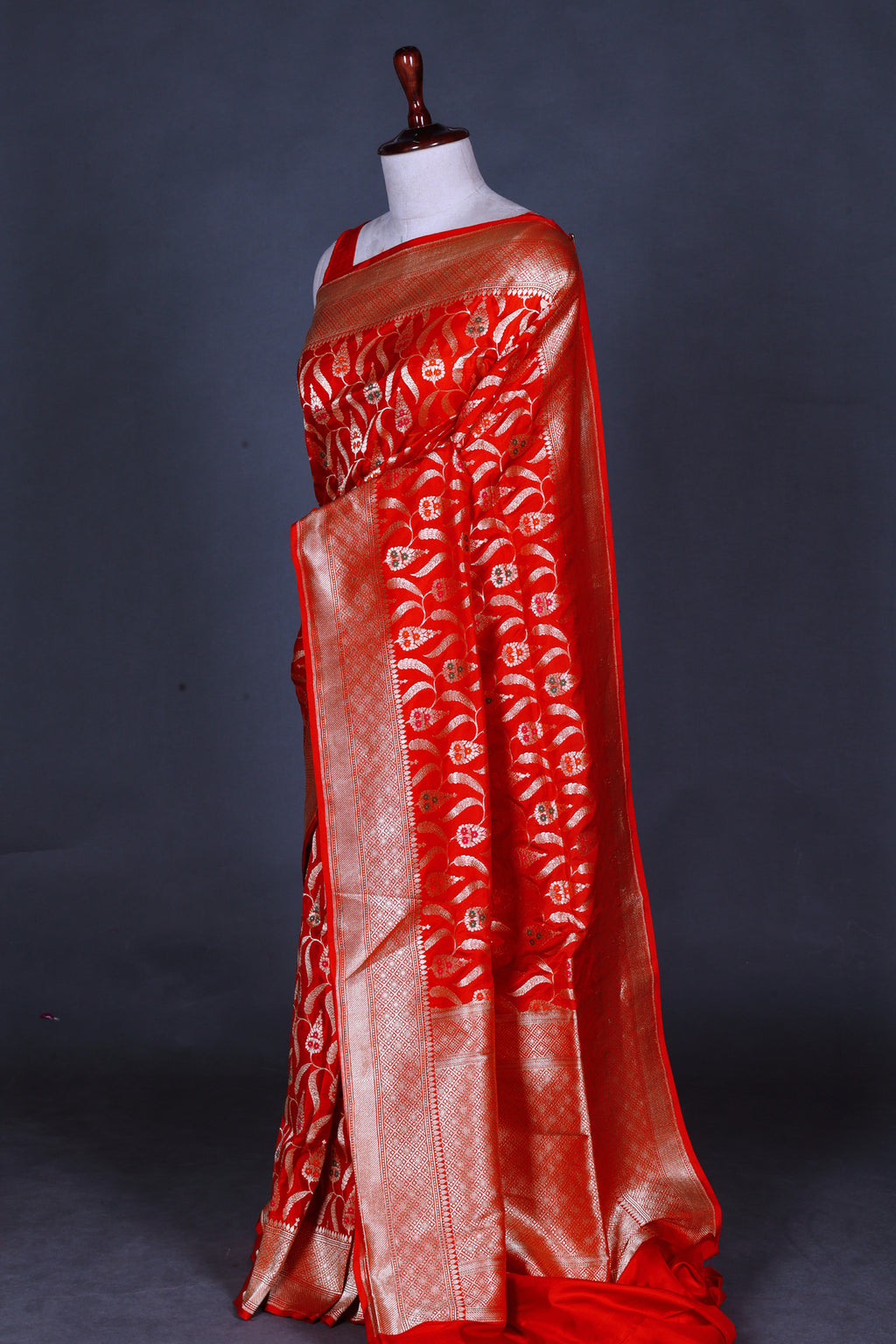 Jaal Katan Banarasi