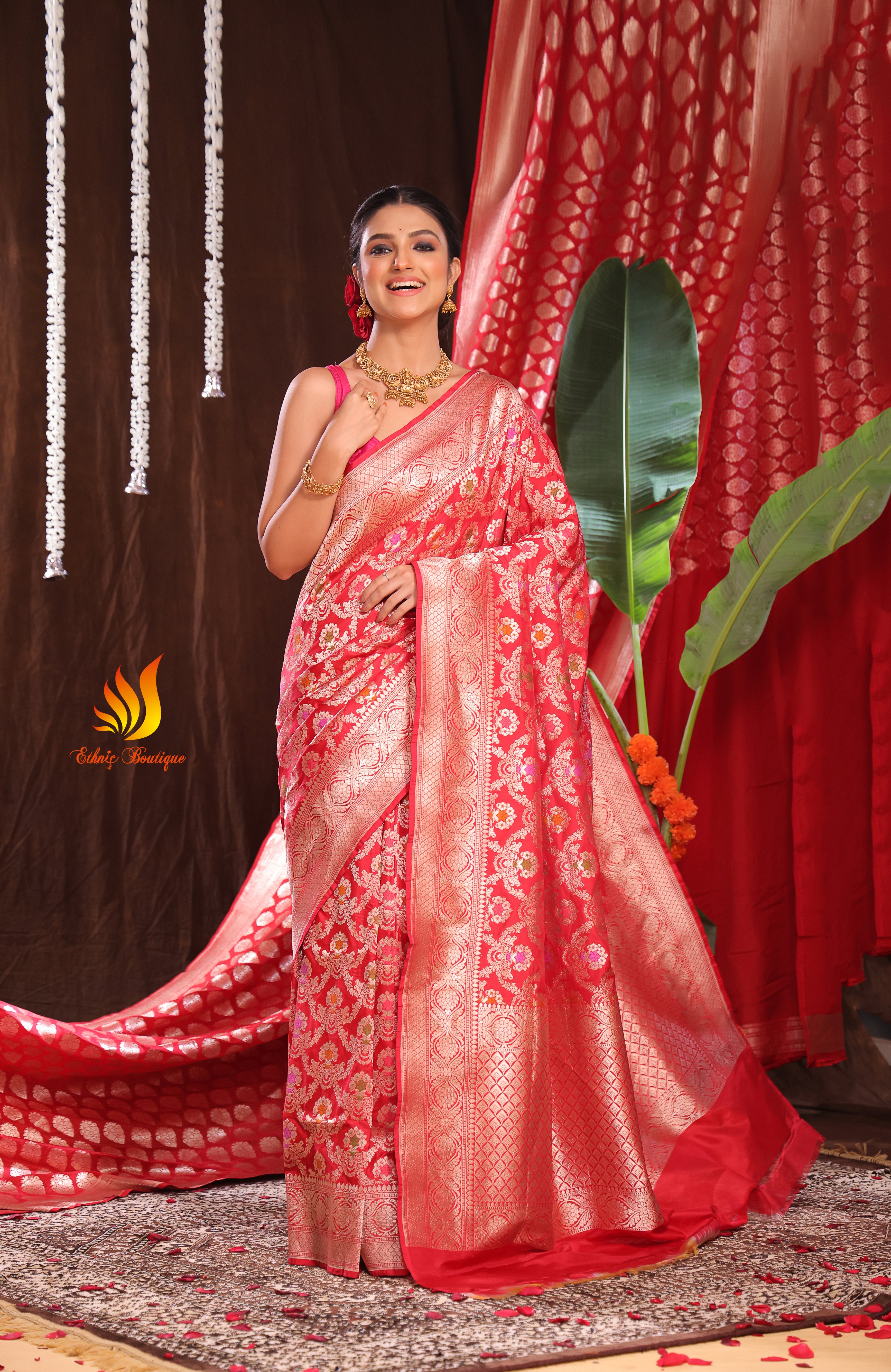 Jaal Meena Katan Banarasi Red