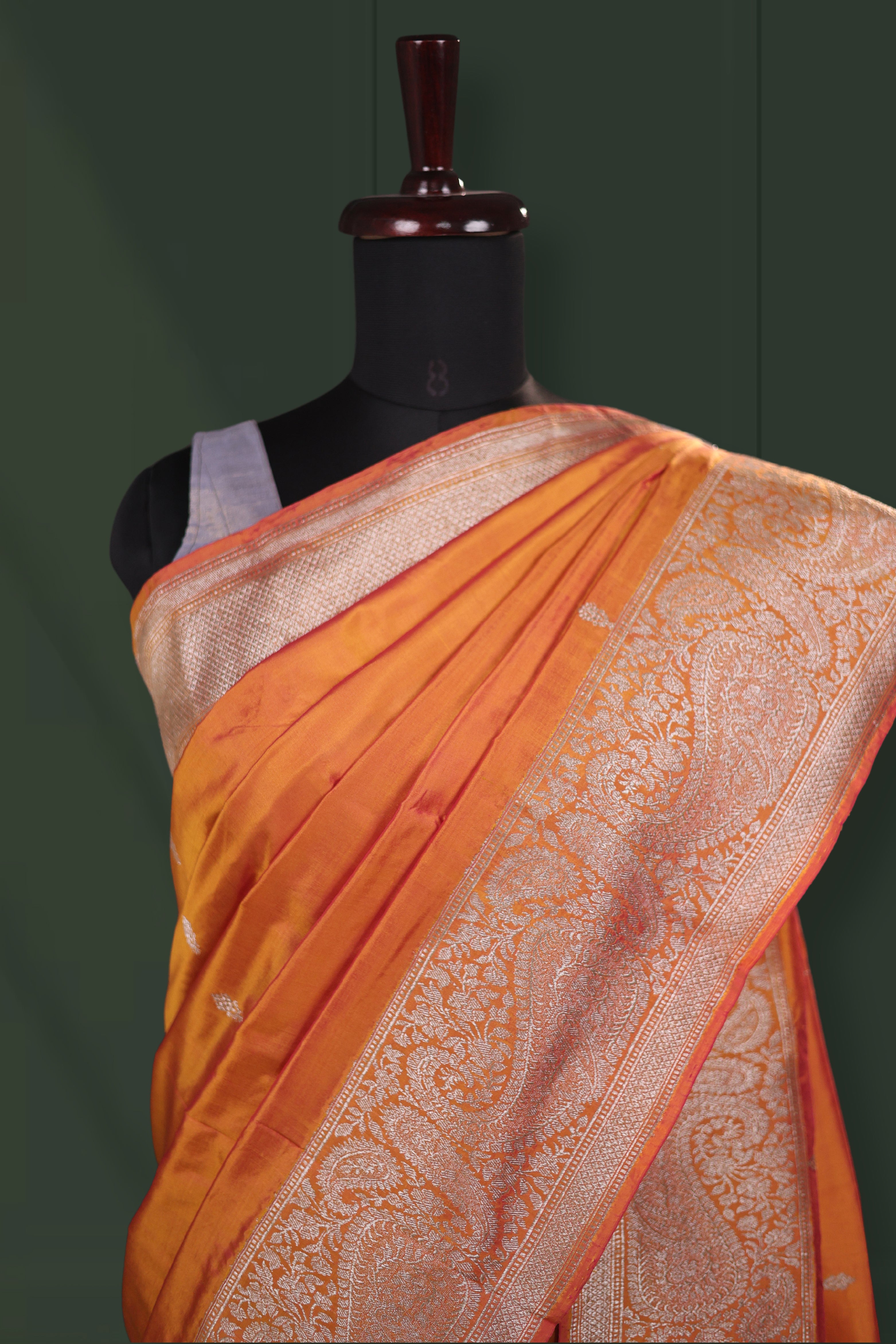 Dual Tone Katan Banarasi