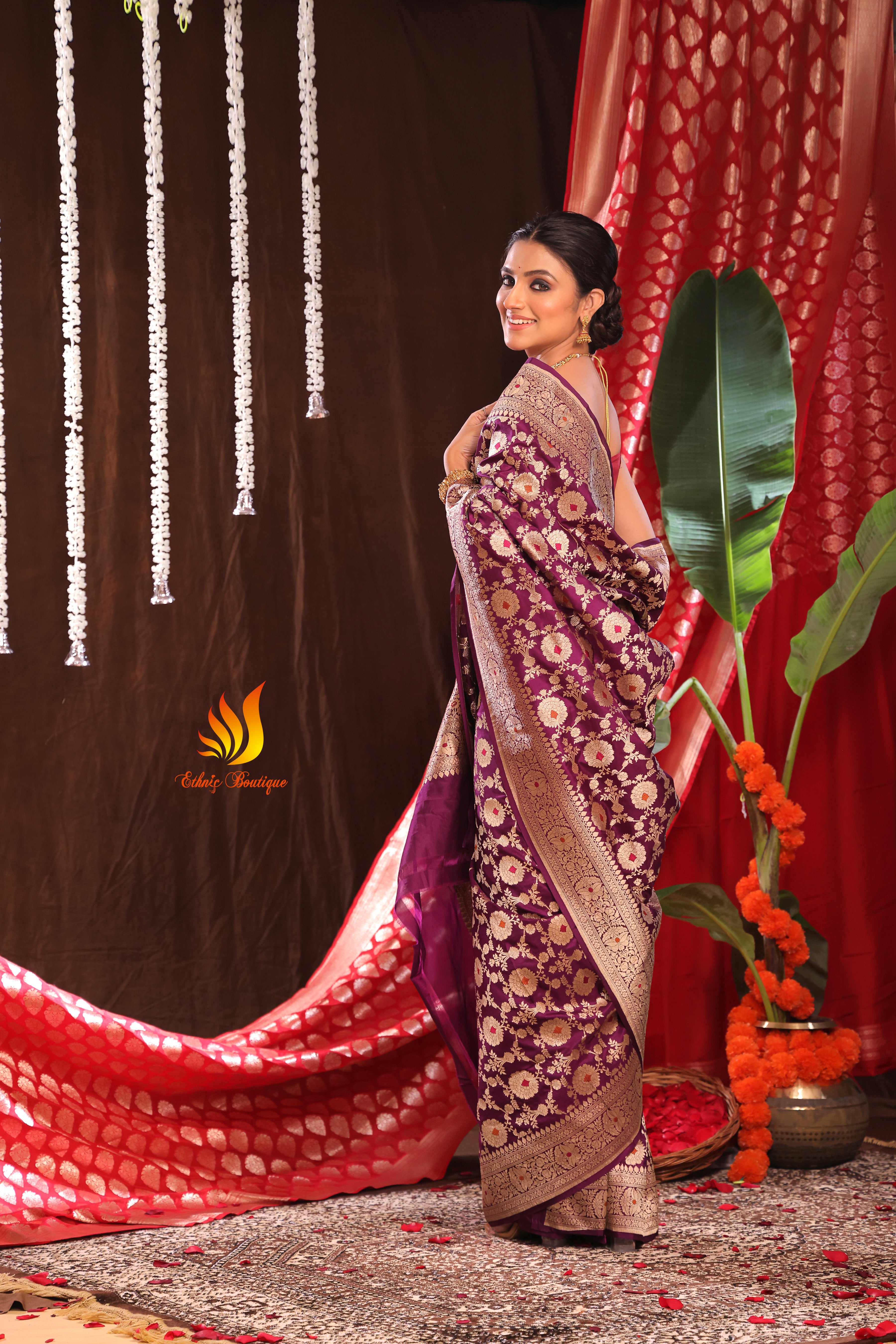 Jaal Meena Katan Banarasi