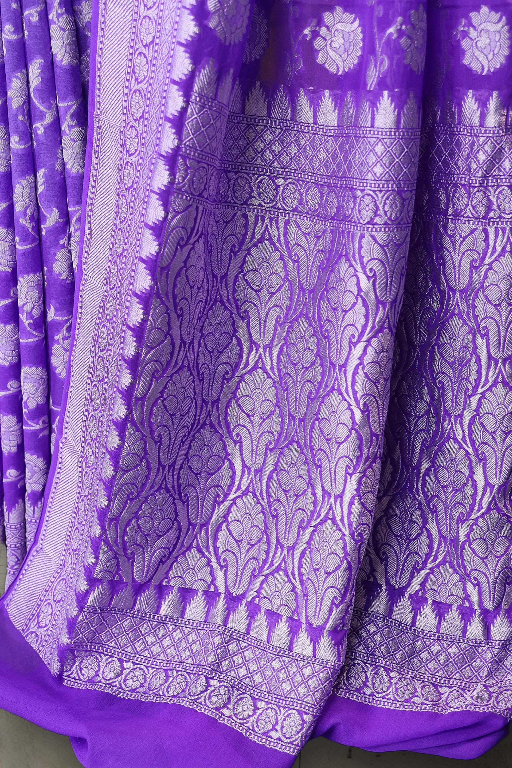 Shaded Khaddi Banarasi