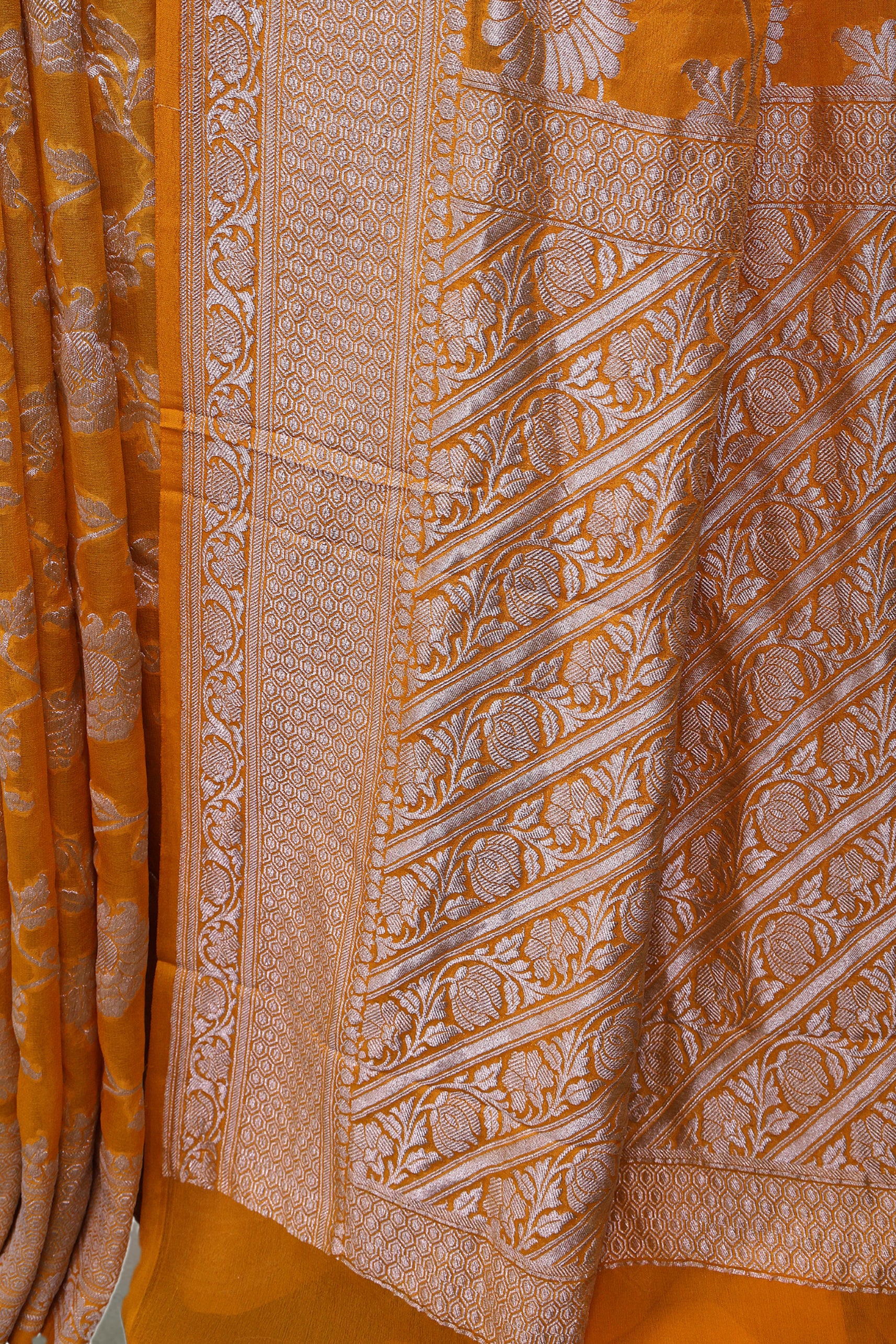 Shaded Khaddi Banarasi