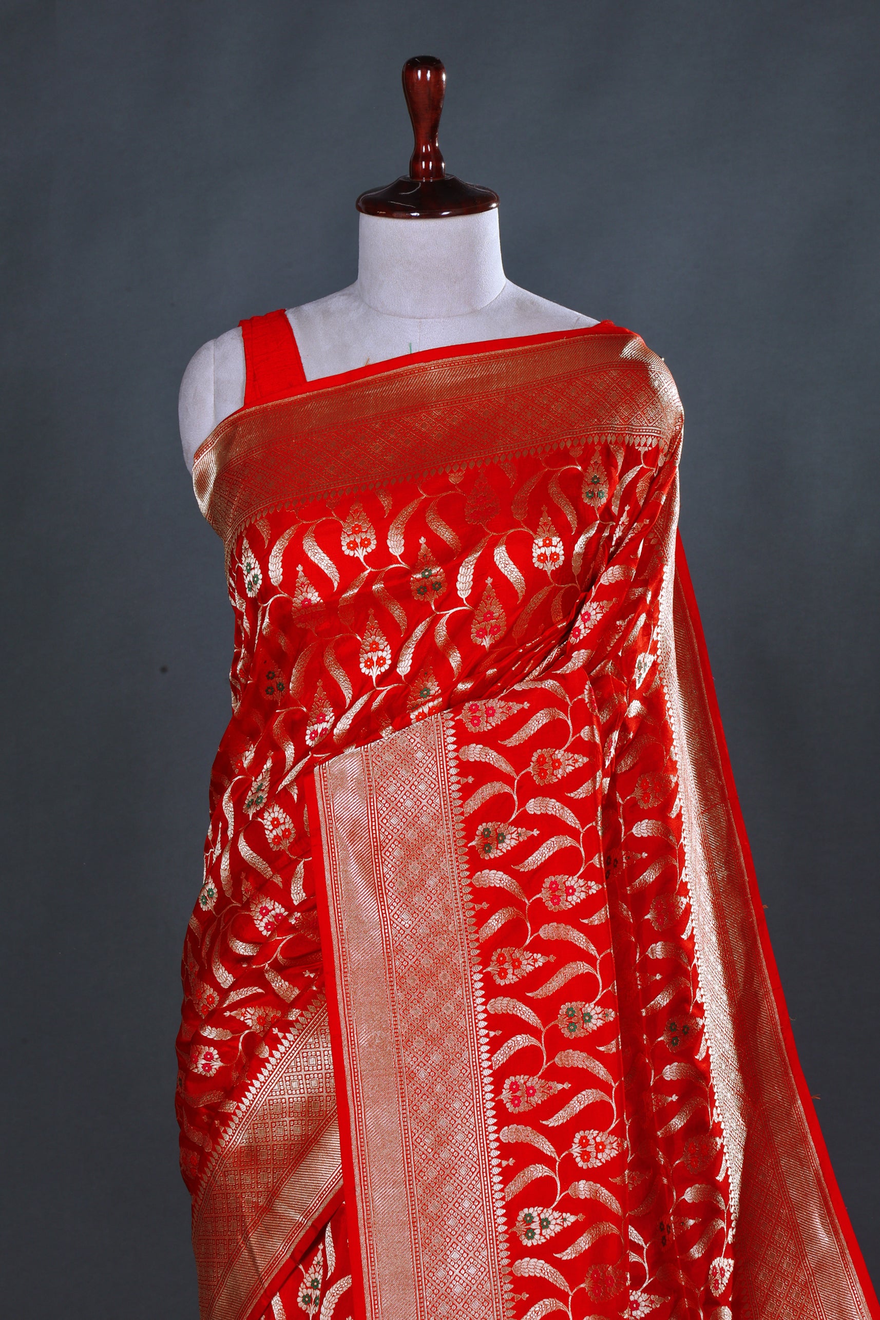Jaal Katan Banarasi