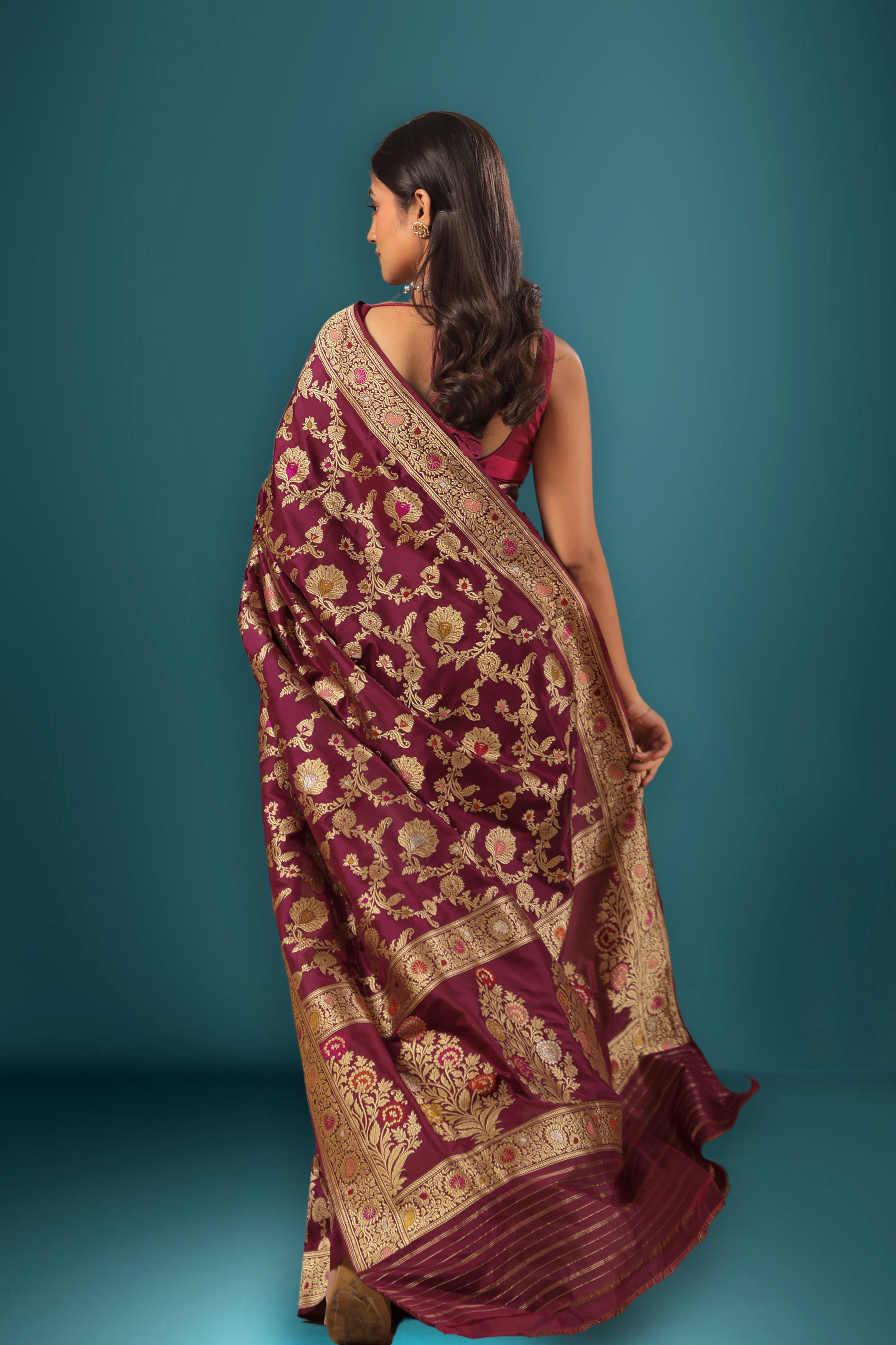 Exclusive Meena Jaal Katan Banarasi