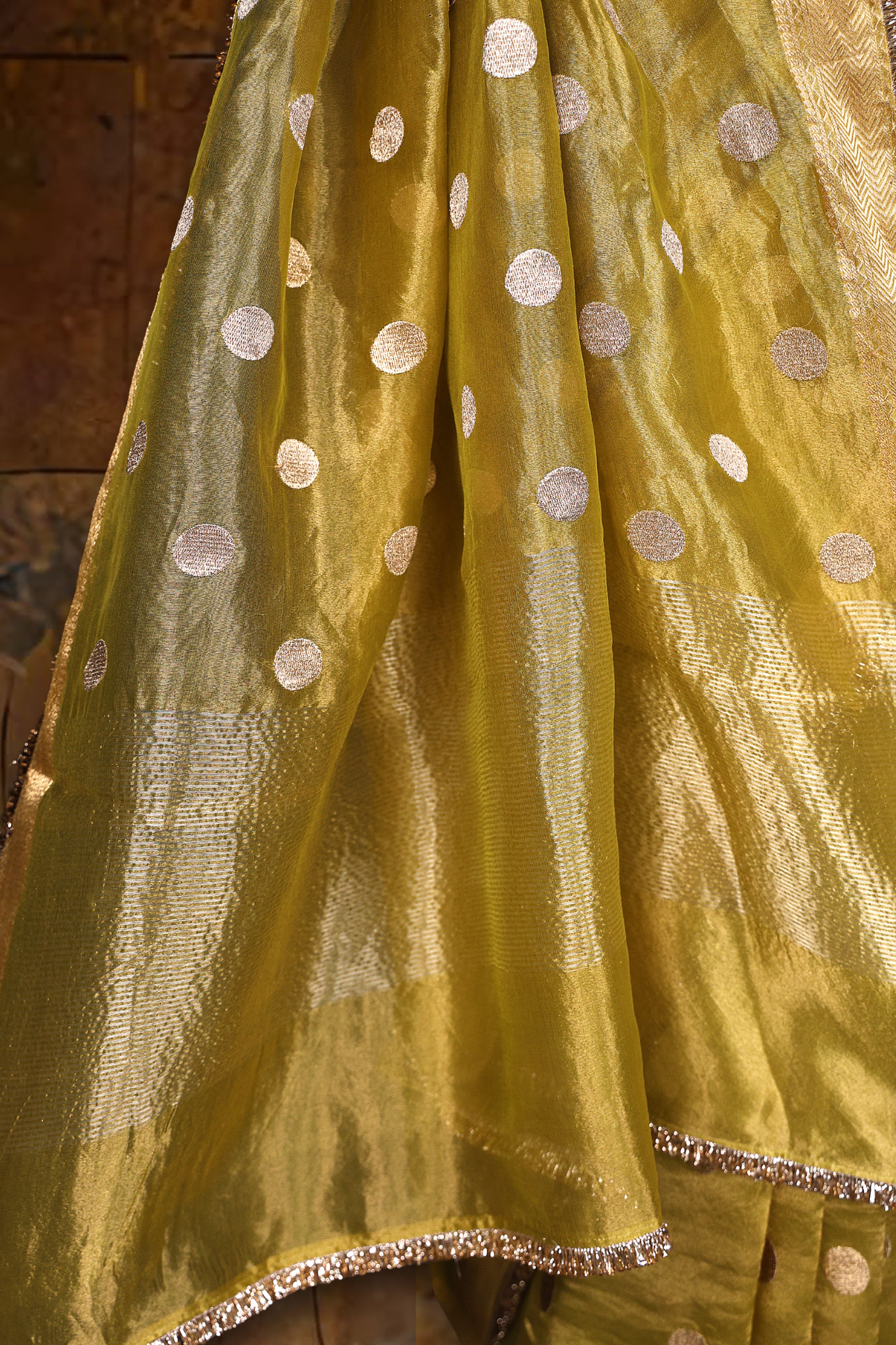 Tissue Banarasi