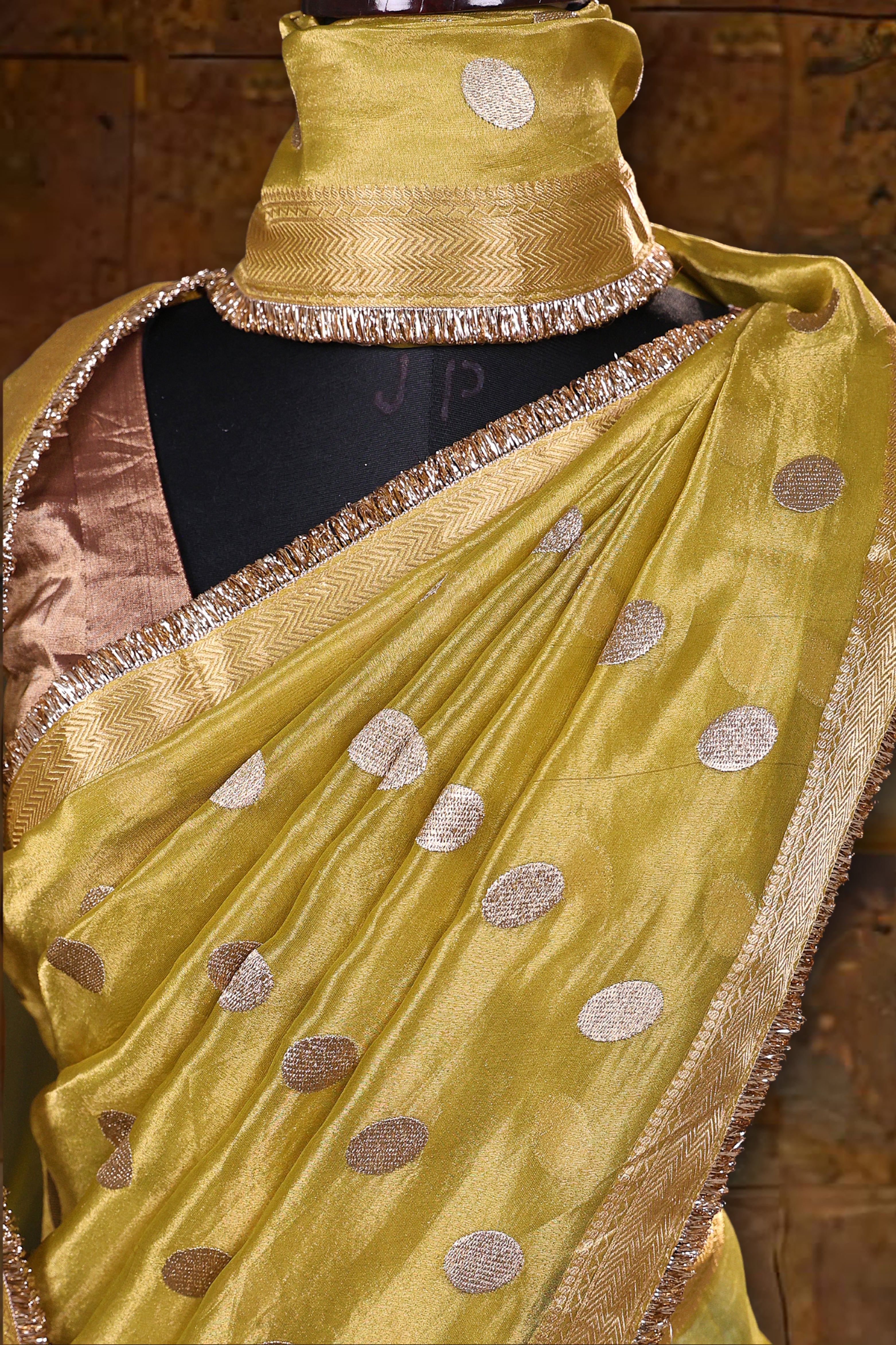 Tissue Banarasi