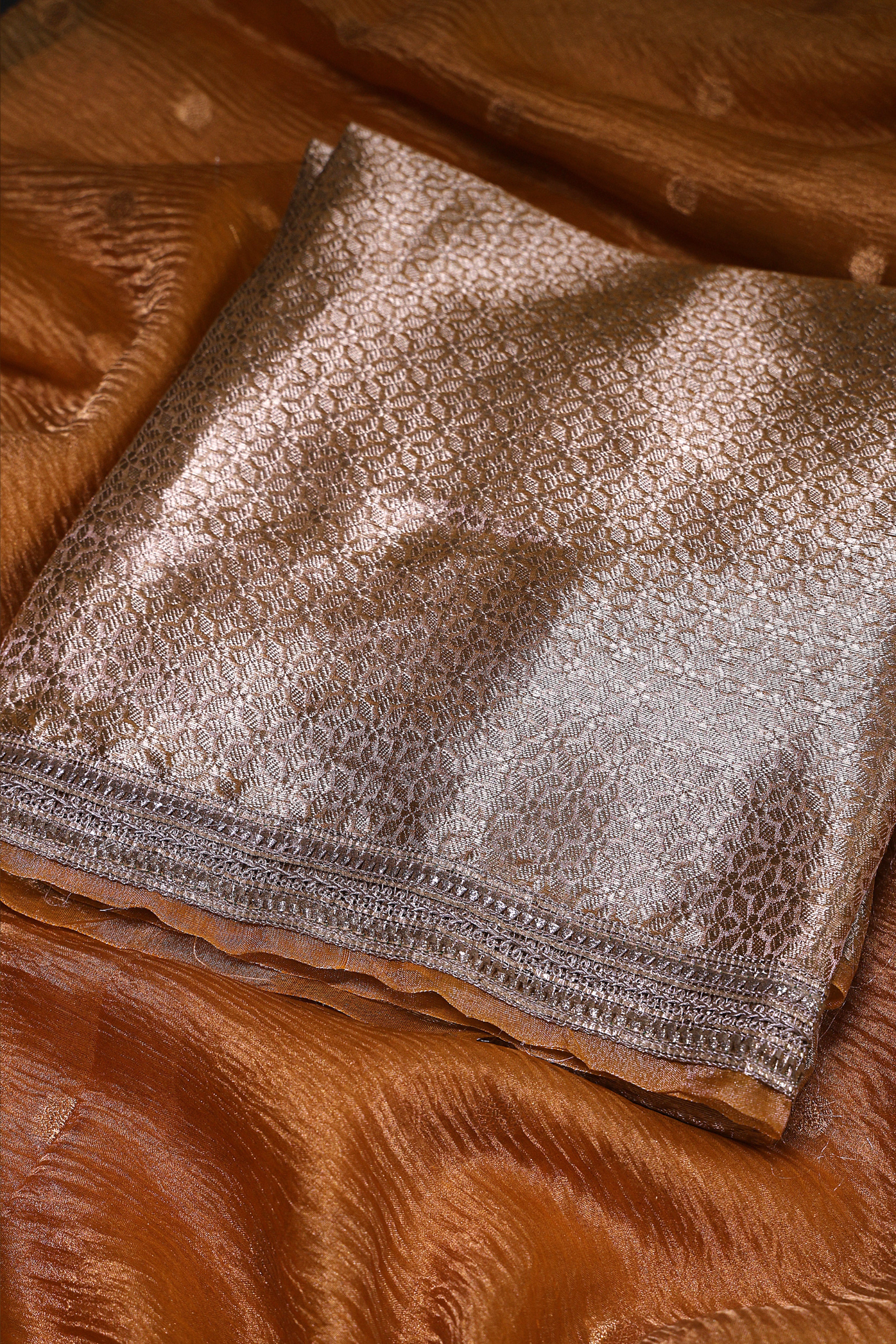 Tissue Banarasi