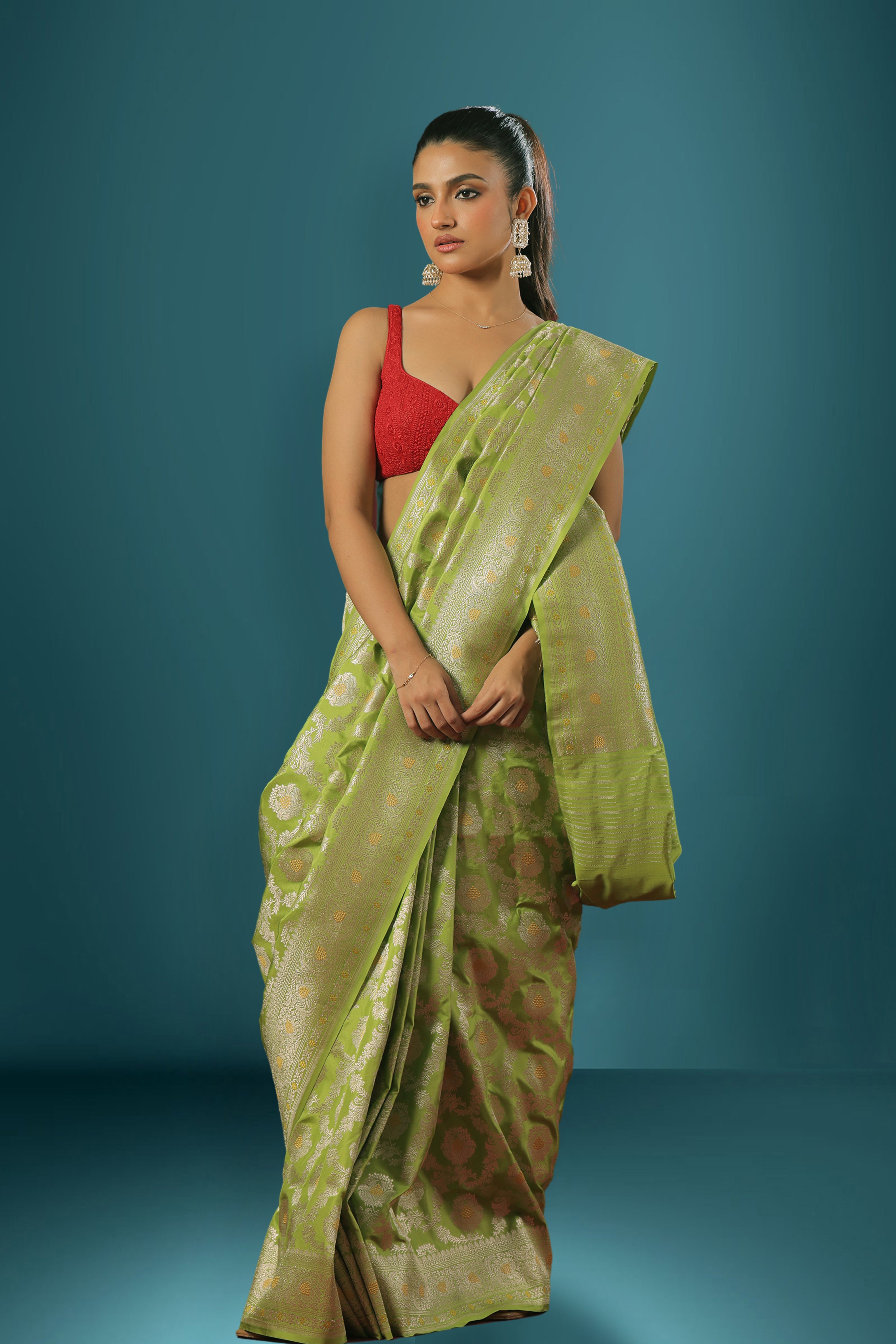 Exclusive Jaal Meena Katan Banarasi