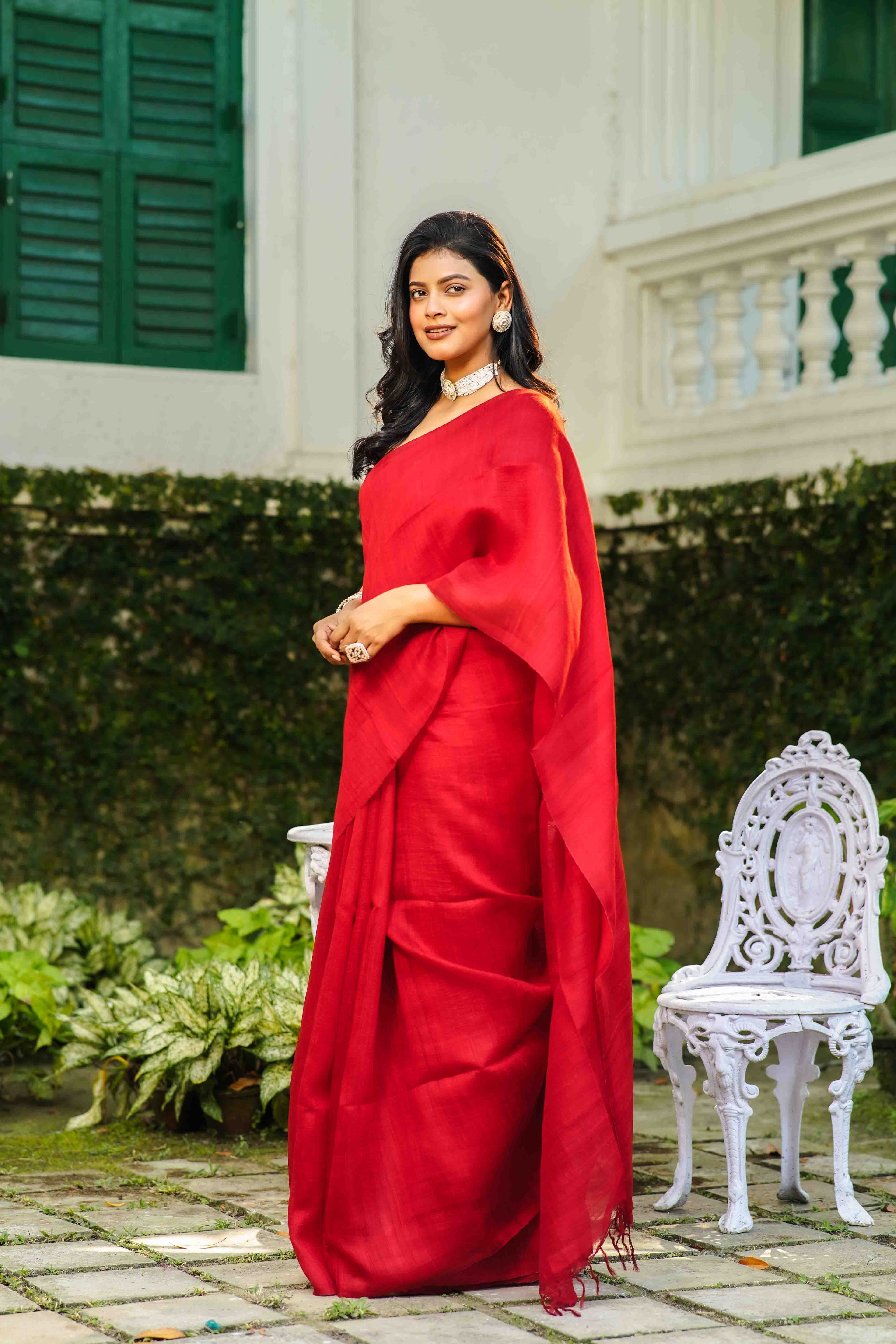 Red Matka Silk Matka Saree With Blouse Piece