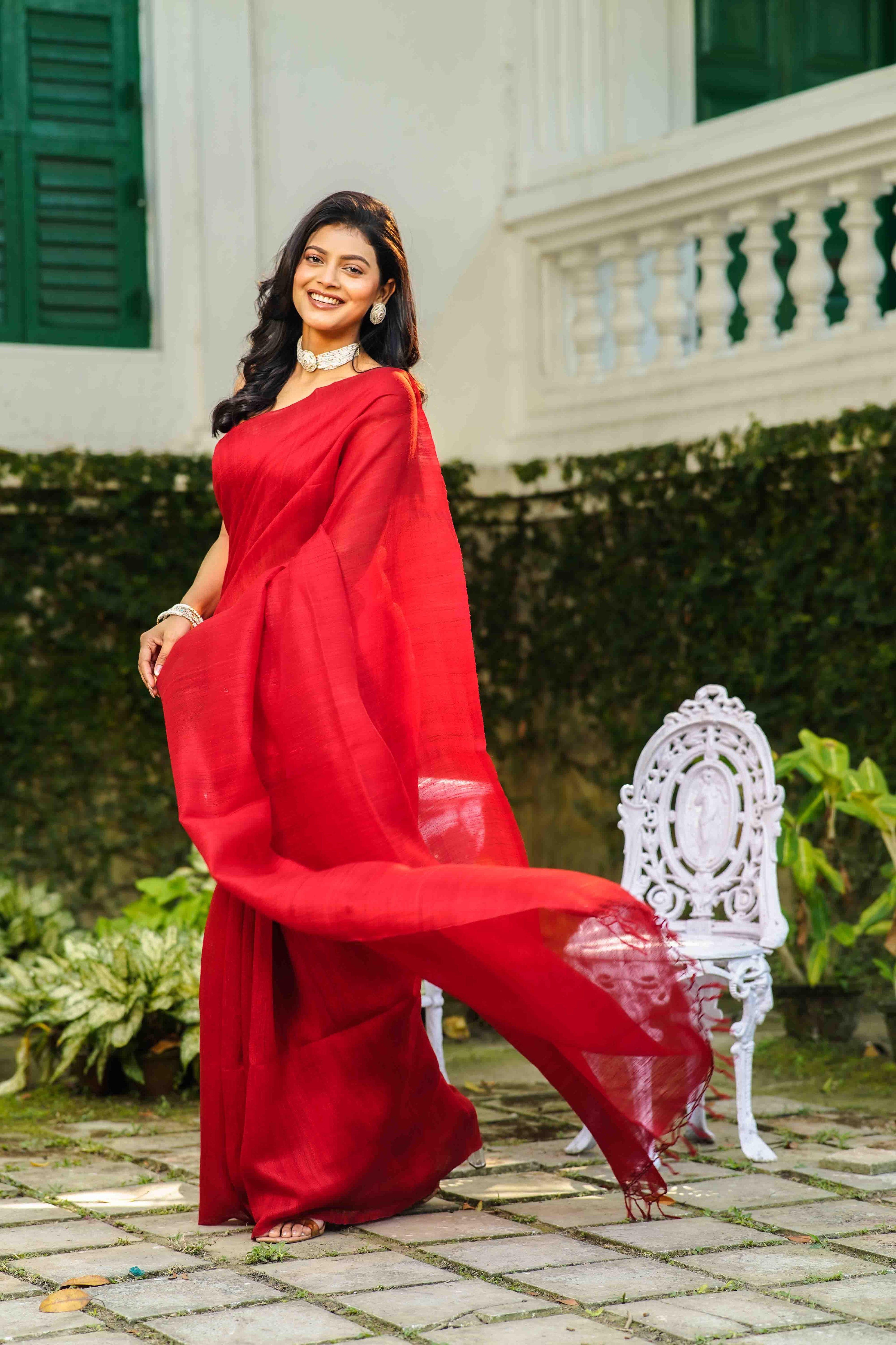 Red Matka Silk Matka Saree With Blouse Piece