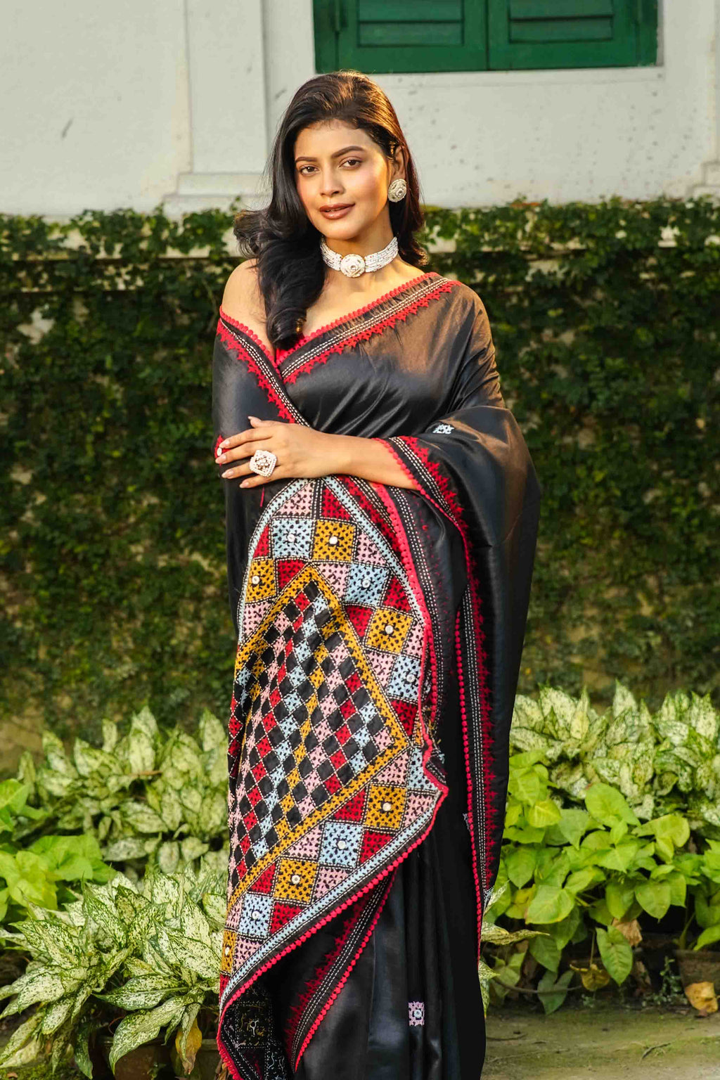 Black Blended Silk Gujarati Saree With Blouse Piece