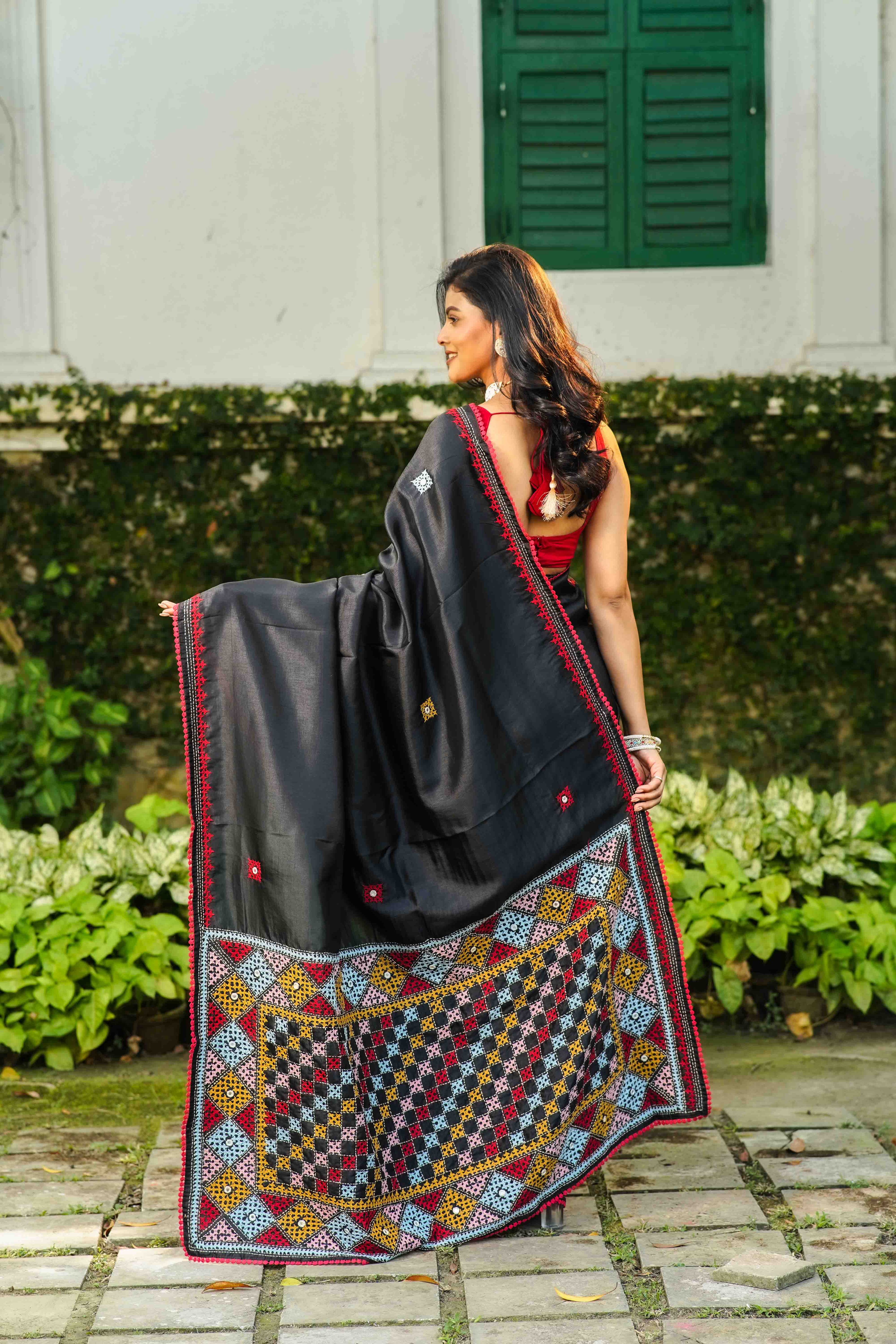 Black Blended Silk Gujarati Saree With Blouse Piece