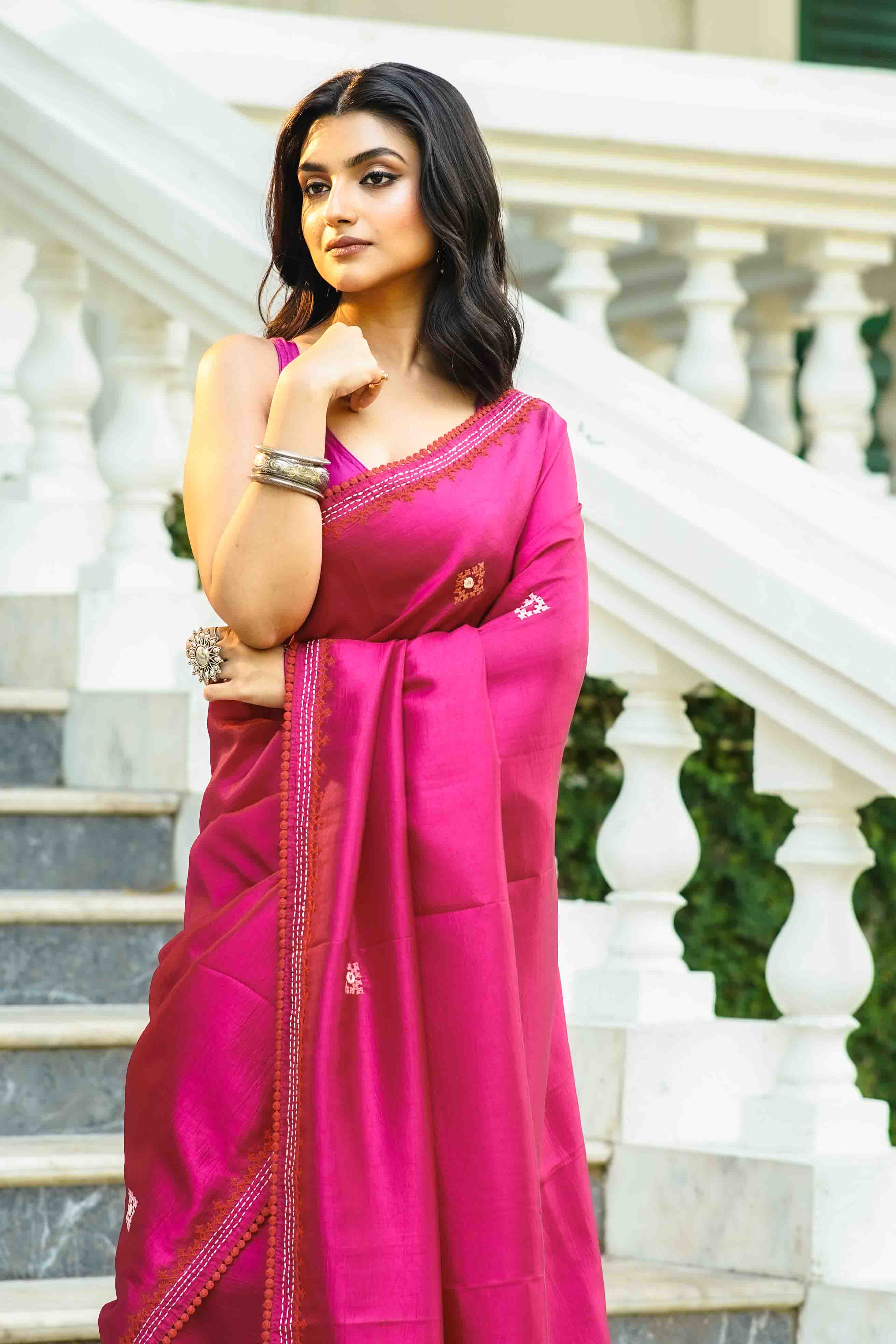 Rani Blended Silk Gujarati Saree With Blouse Piece