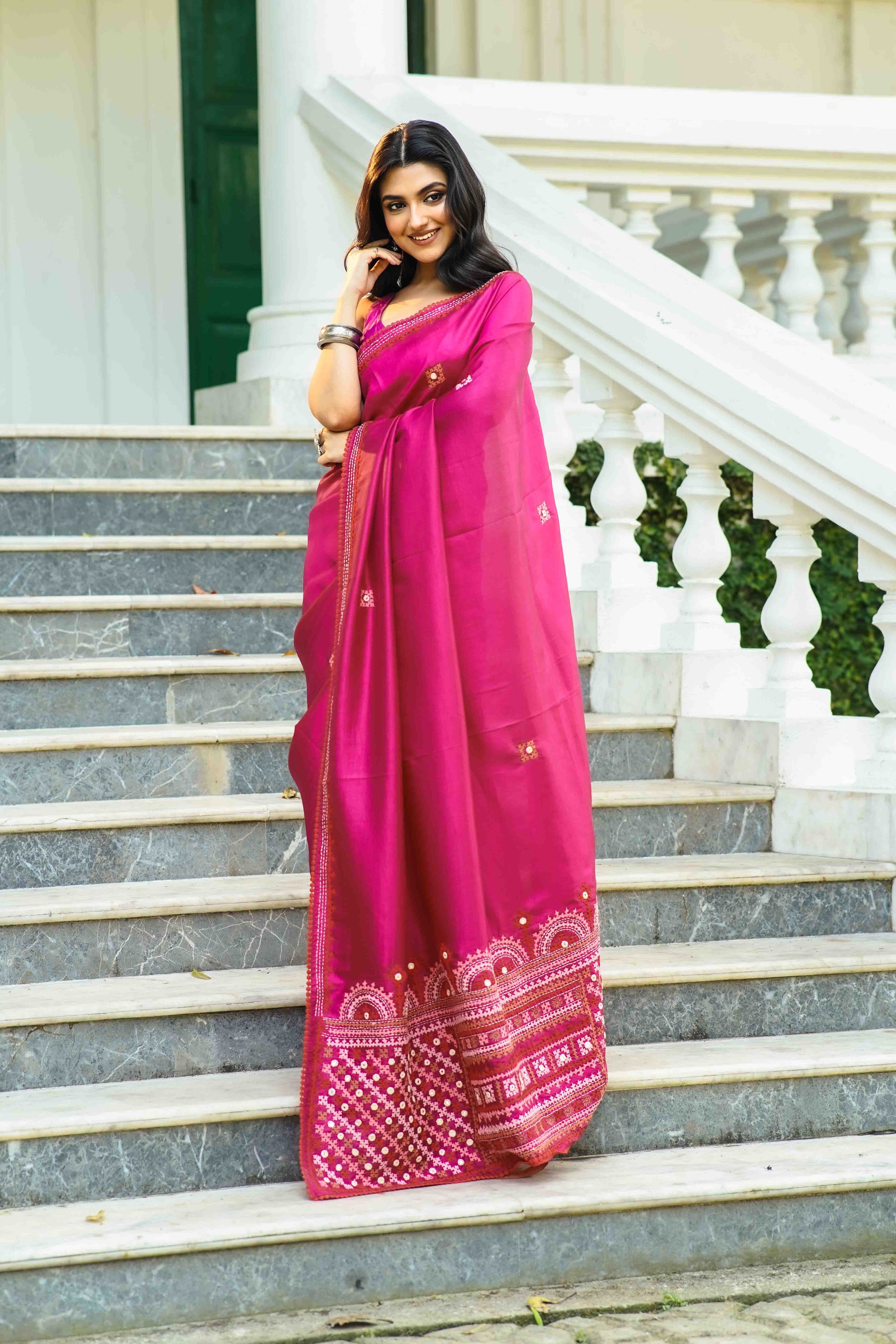 Rani Blended Silk Gujarati Saree With Blouse Piece