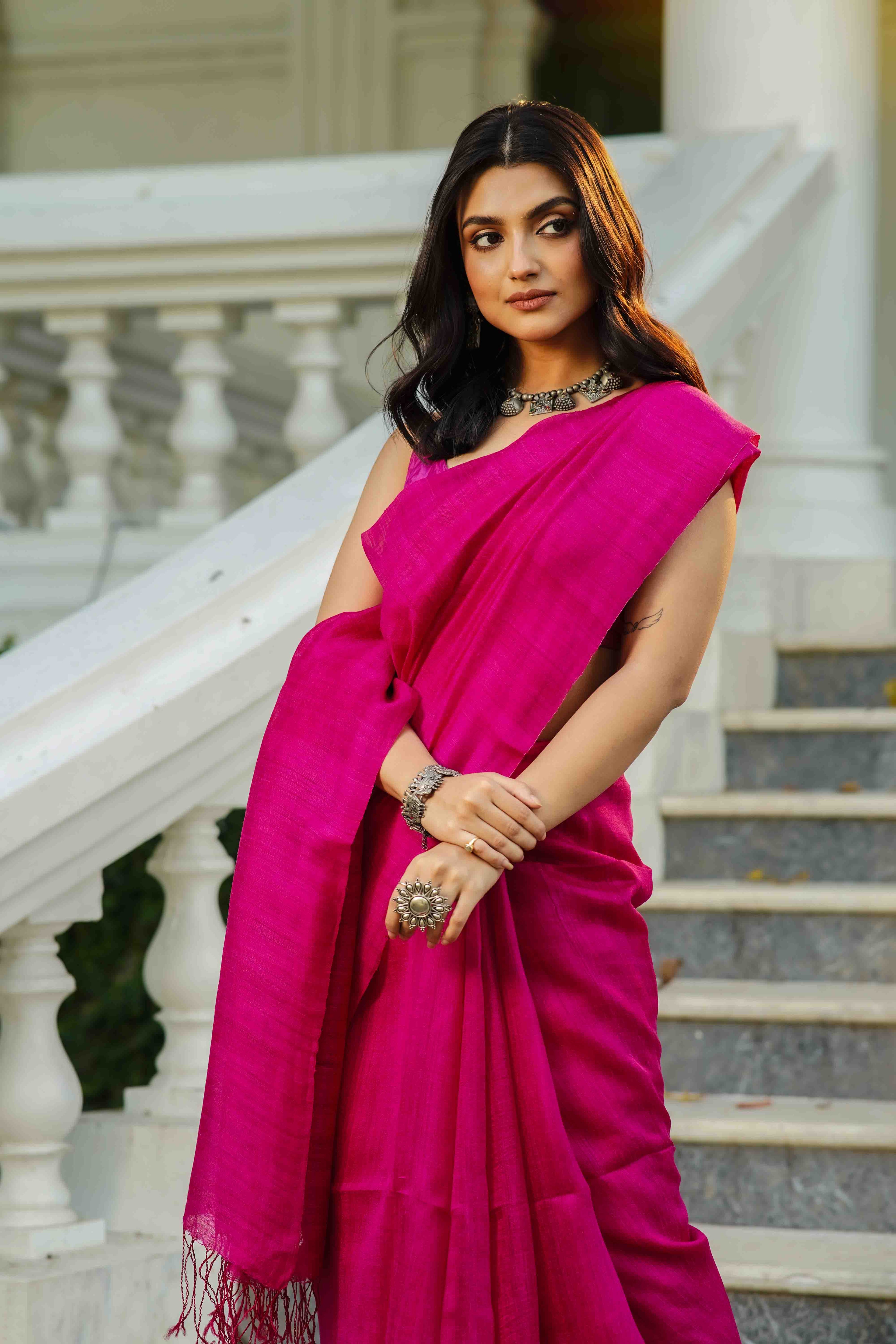 Rani Matka Silk Matka Saree With Blouse Piece