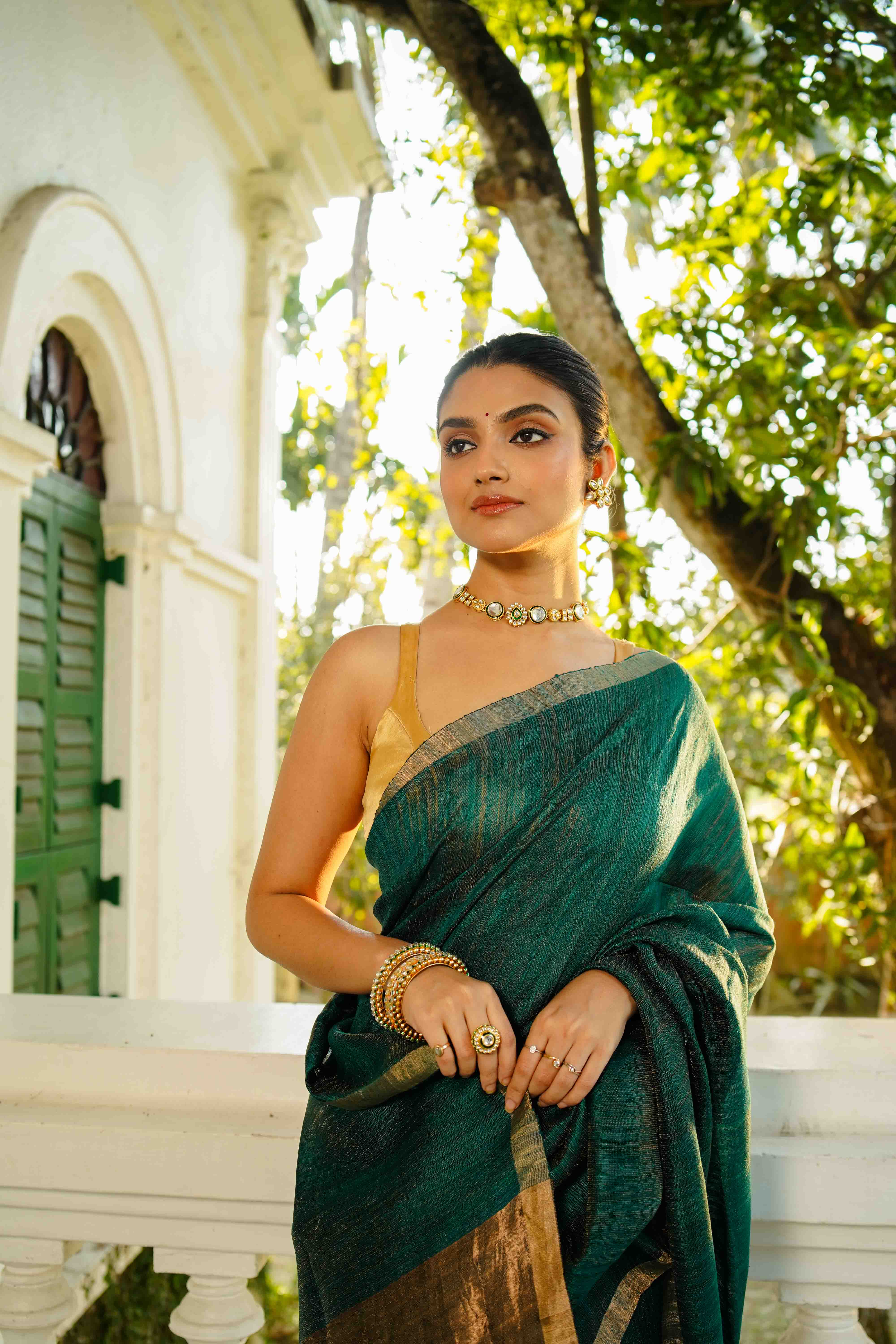 Green Tissue Matka Saree With Blouse Piece