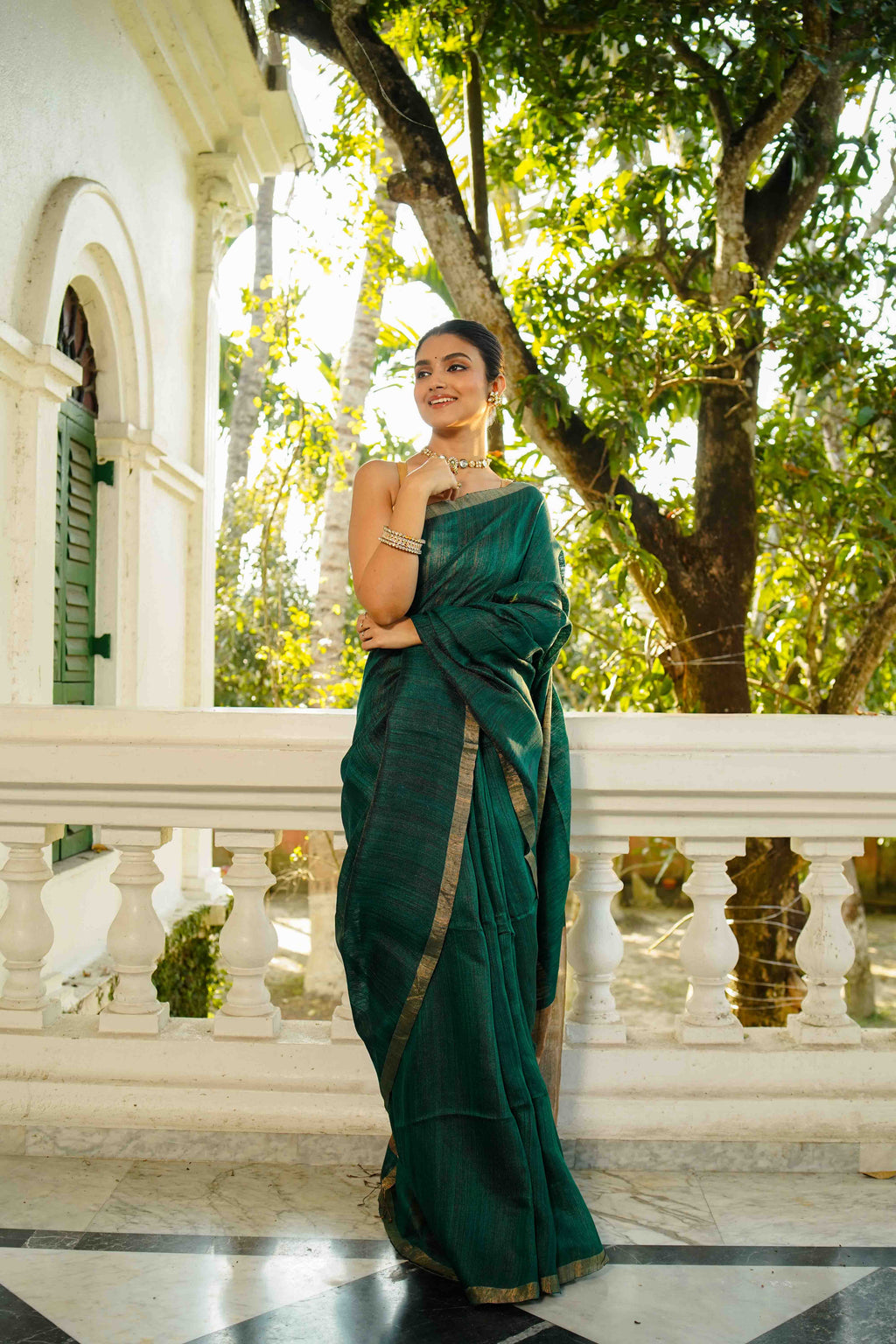 Green Tissue Matka Saree With Blouse Piece