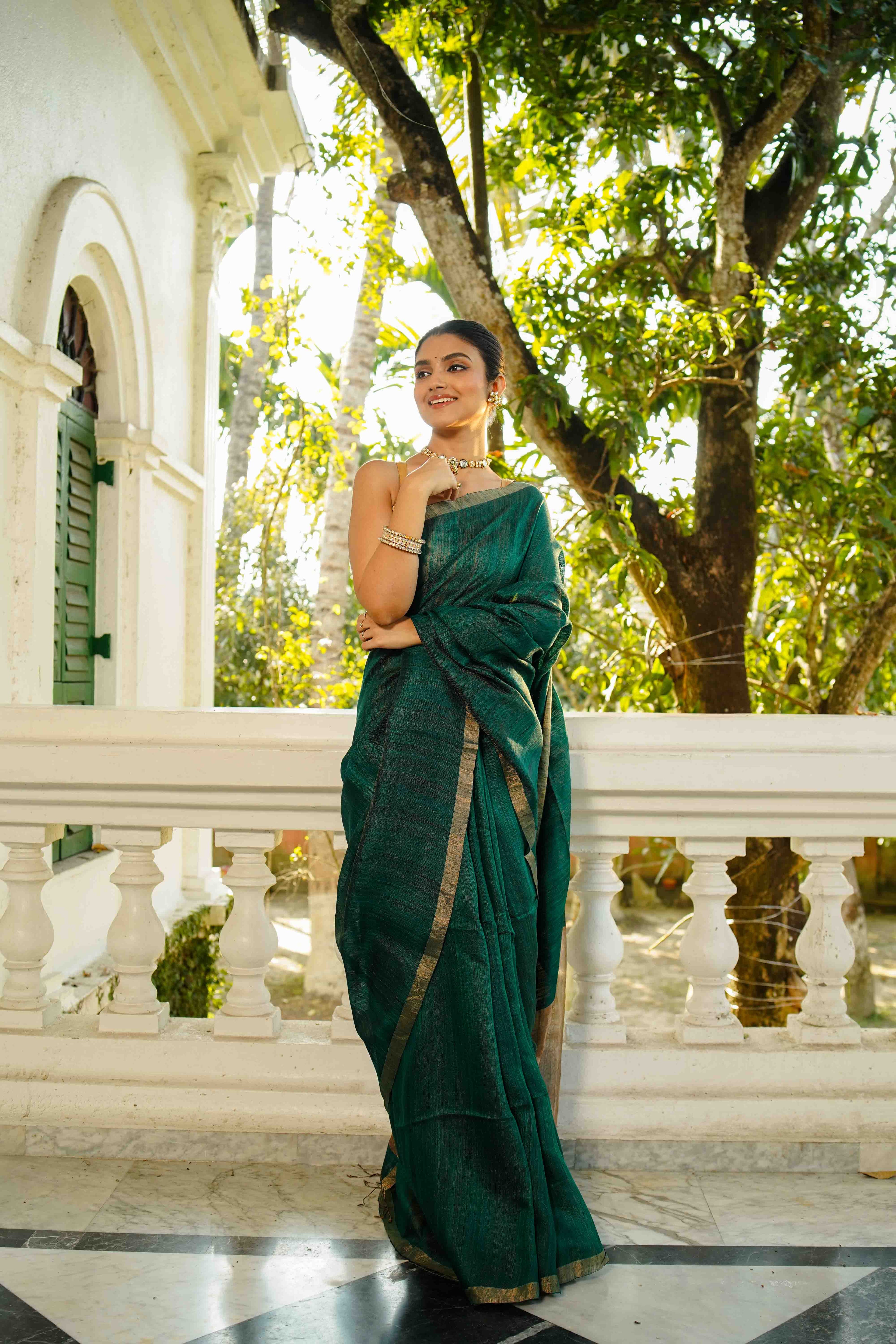 Green Tissue Matka Saree With Blouse Piece