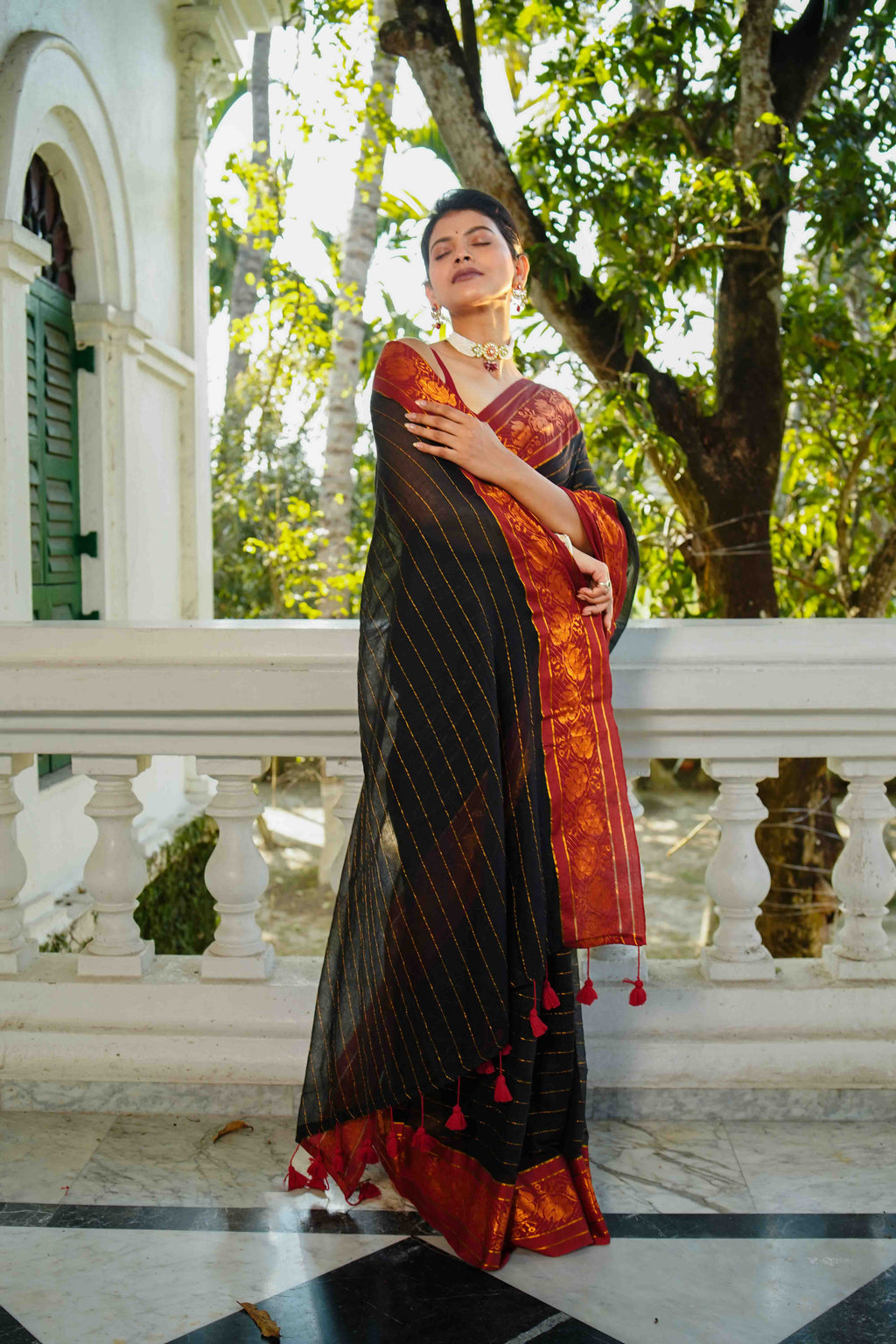 Black Cotton Saree Without Blouse Piece