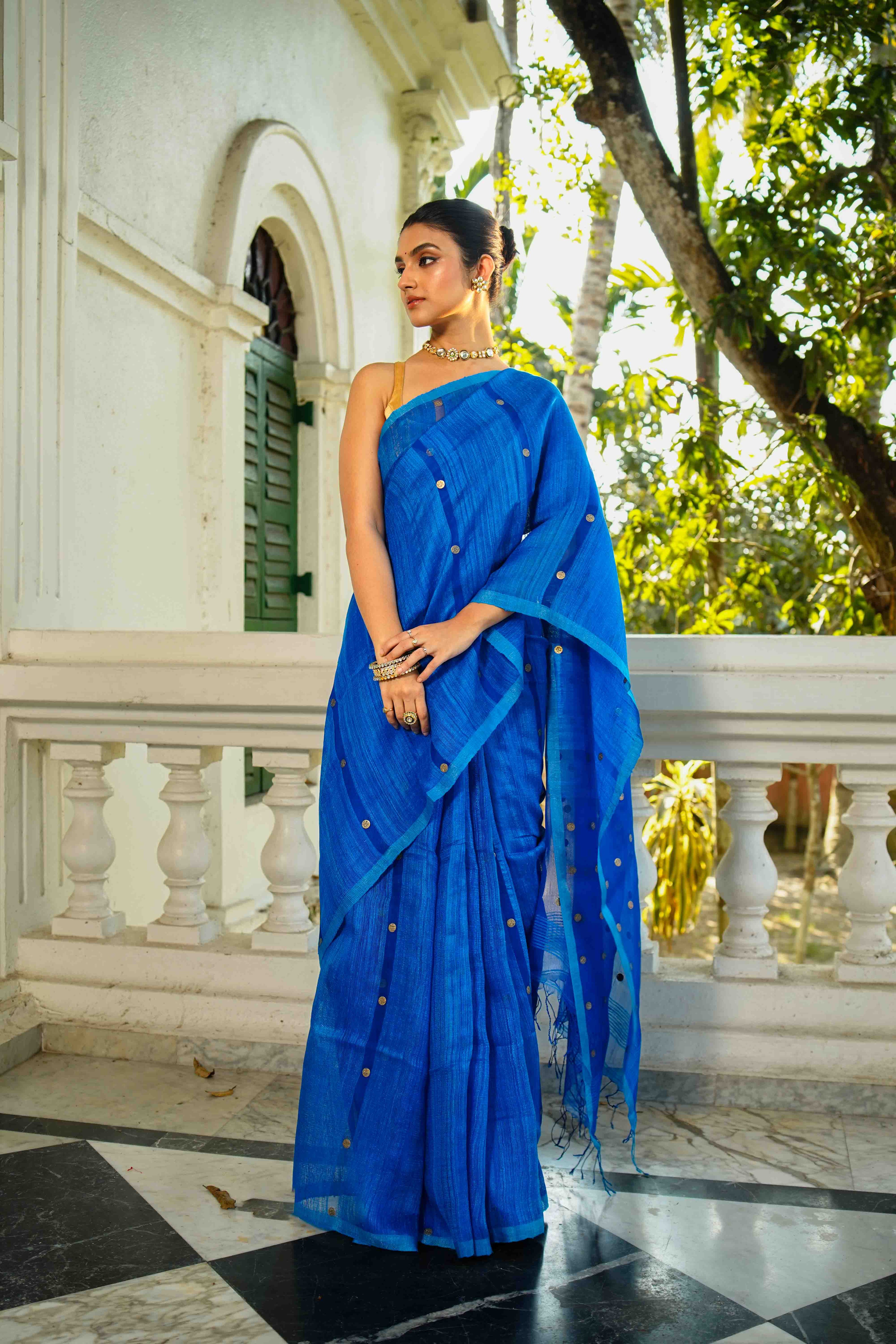Royal Blue Matka Saree With Blouse Piece