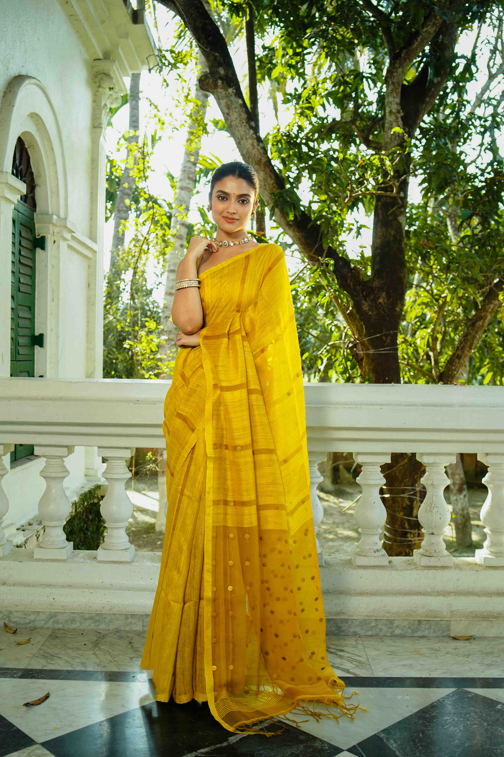 Mustard Yellow Matka Saree With Blouse Piece