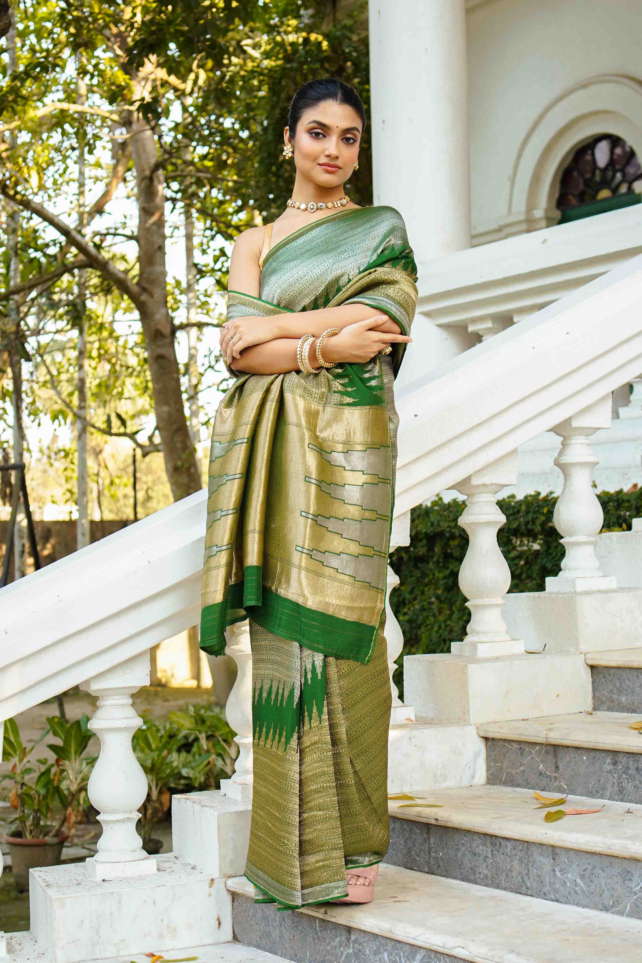 Green Blended Mashru Banarasi Saree With Blouse Piece