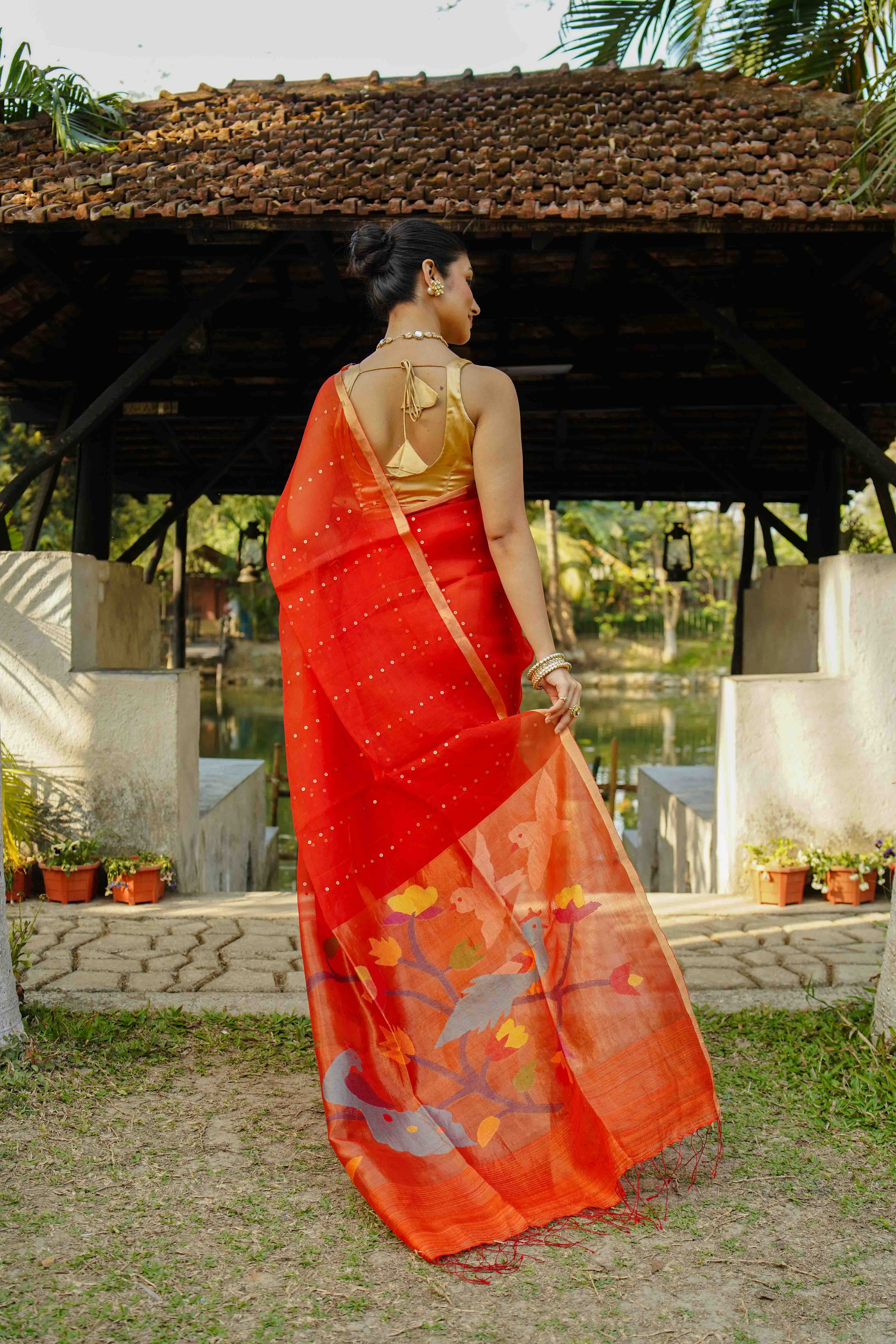 Rust Orange Muslin Saree With Blouse Piece