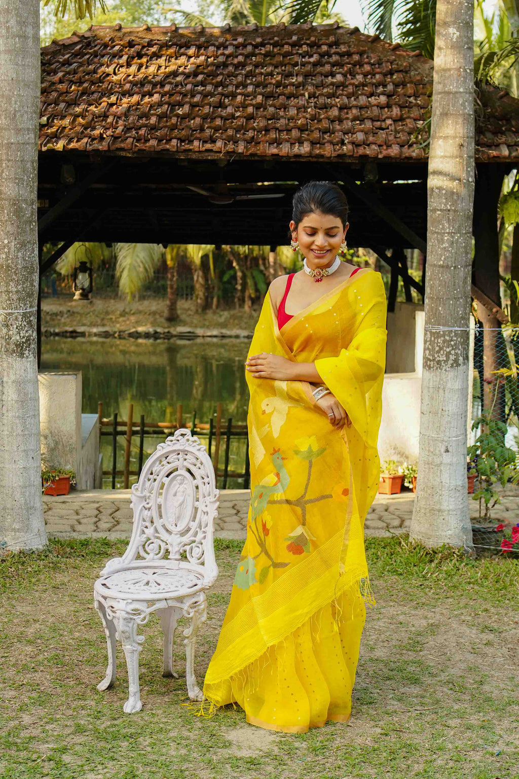 Basanti Yellow Matka Muslin Saree With Blouse Piece