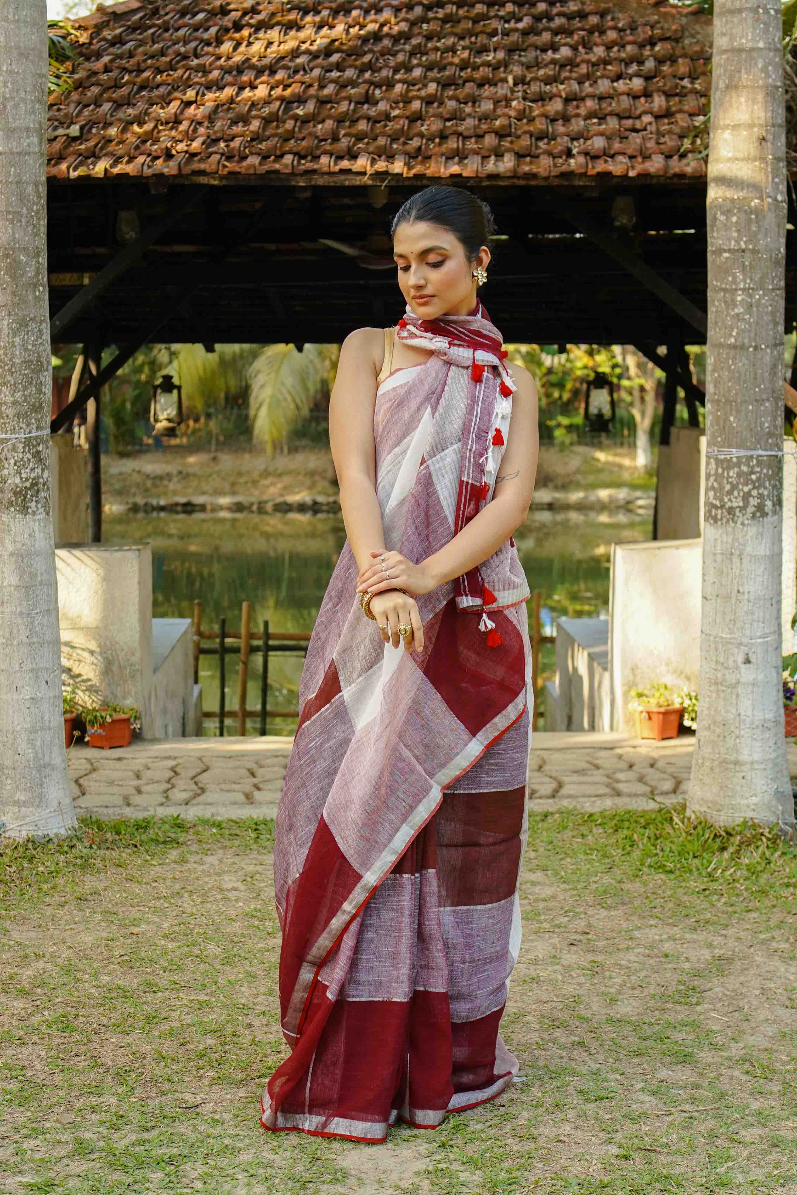 Maroon & Offwhite Linen Cotton Saree  Blouse Piece