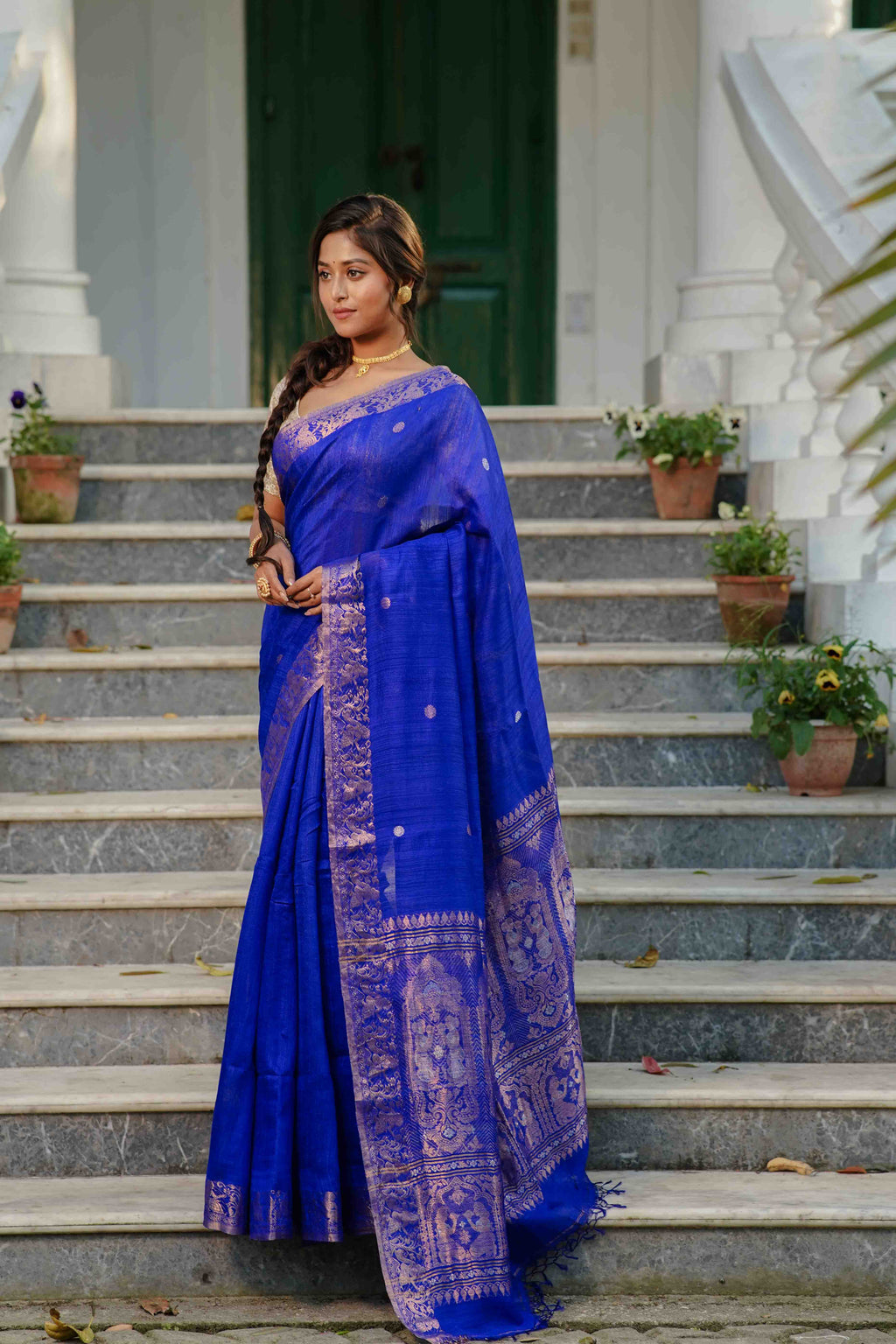 Royal Blue Matka Silk Saree With Blouse Piece