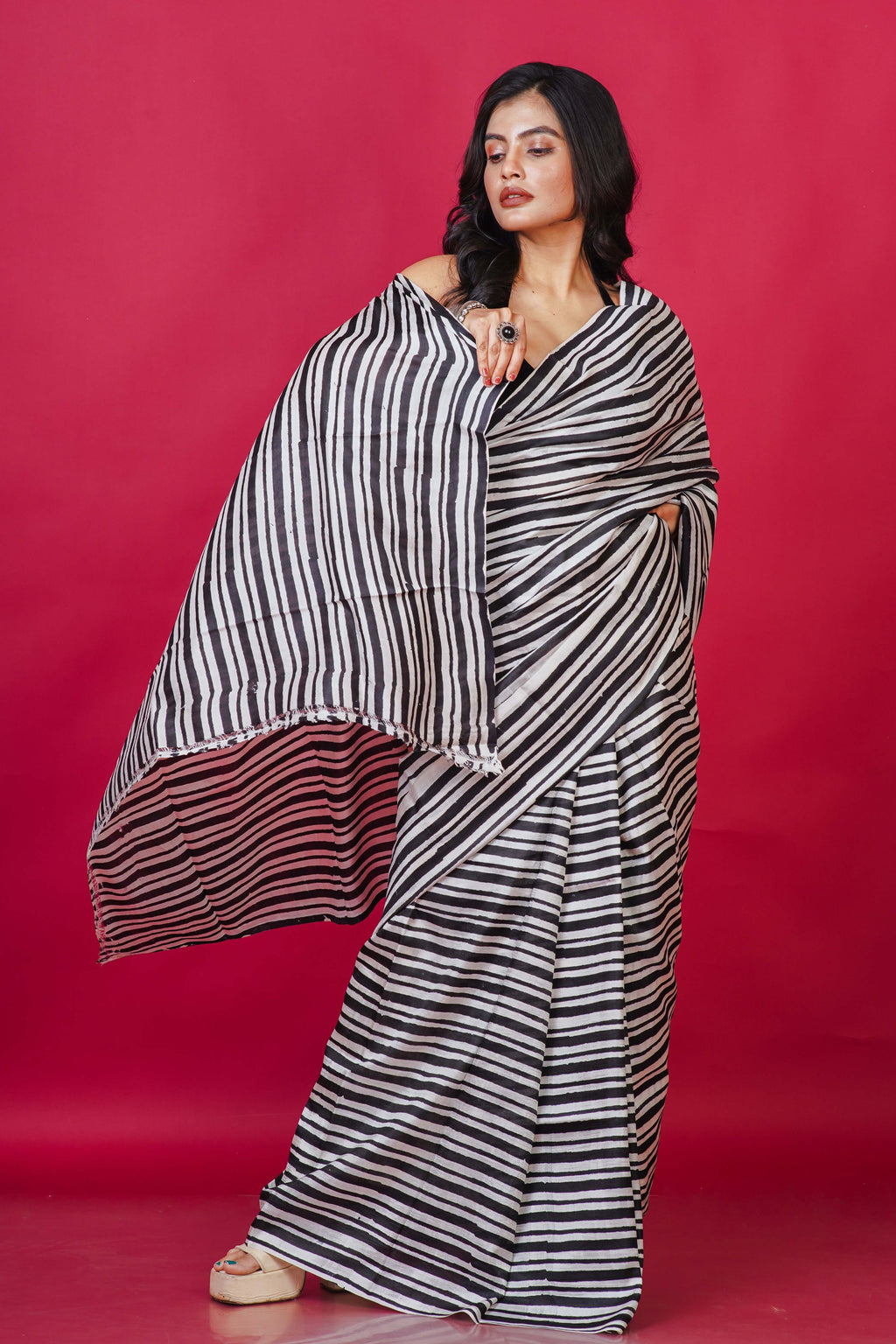 Black and white Katan Silk Bengal Silk Saree With Blouse Piece