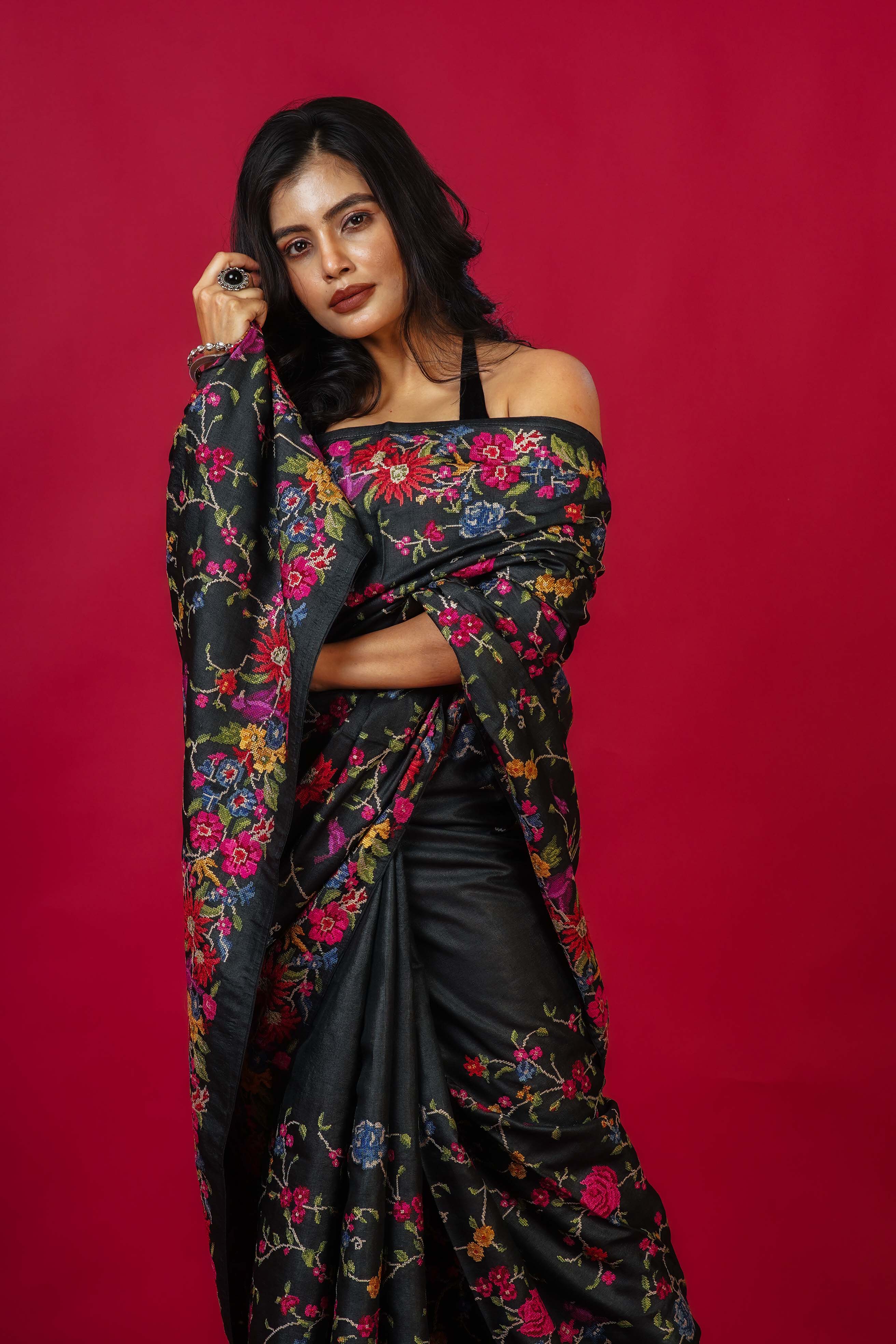 Black Bengal Tussar Saree With Blouse Piece