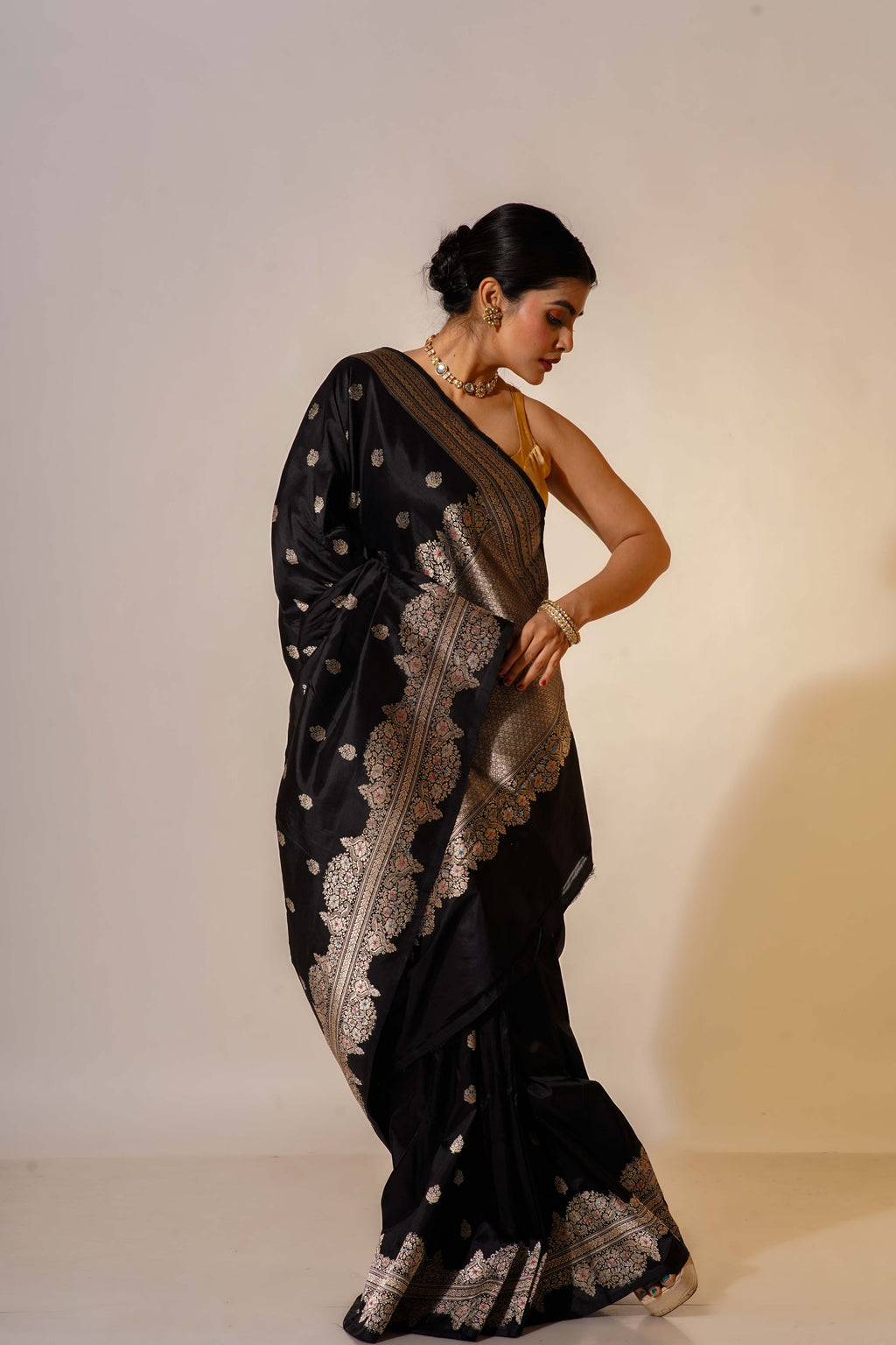 Black Katan Silk Banarasi Saree With Blouse Piece