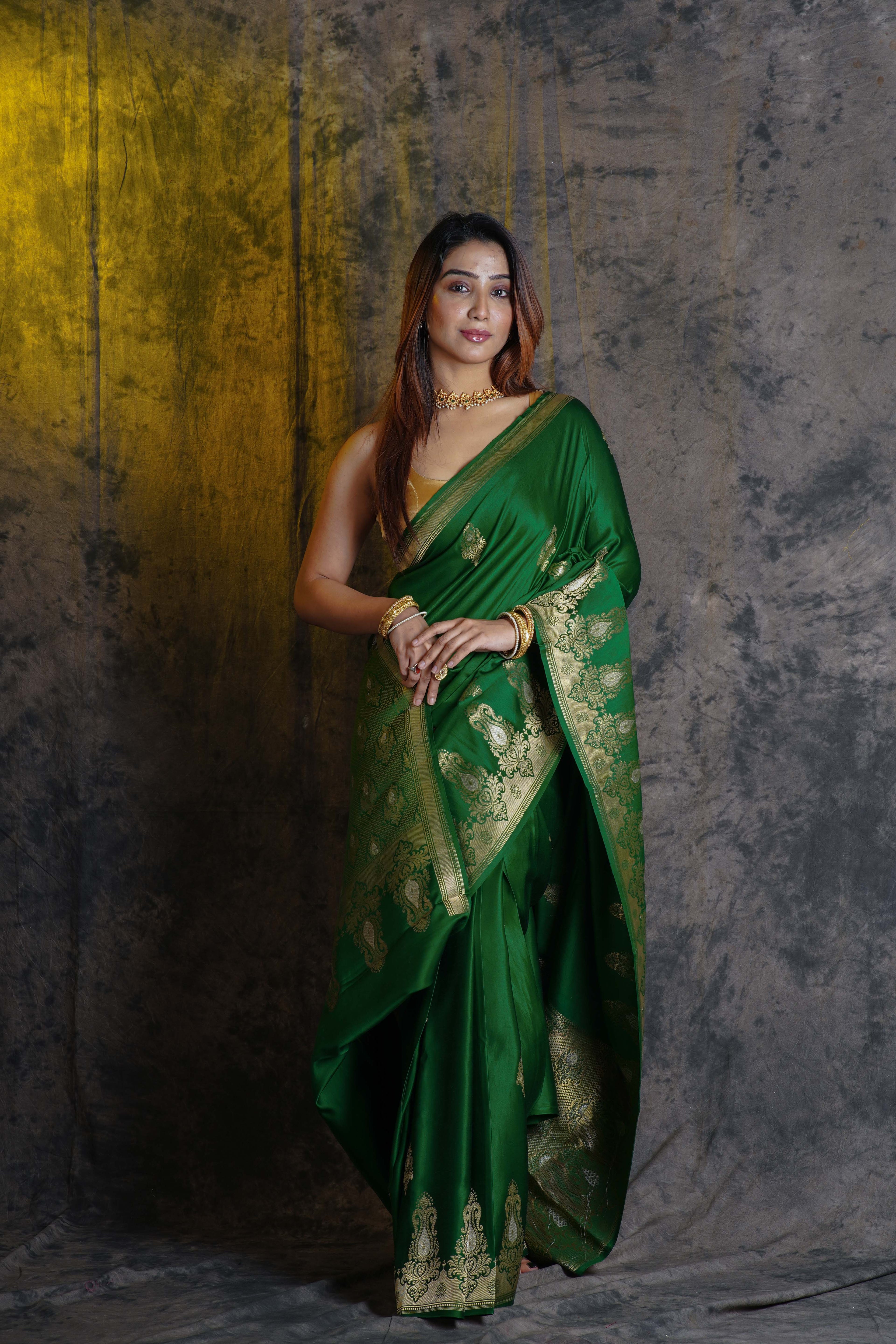 Bottle Green Mashru Silk Banarasi Saree With Blouse Piece