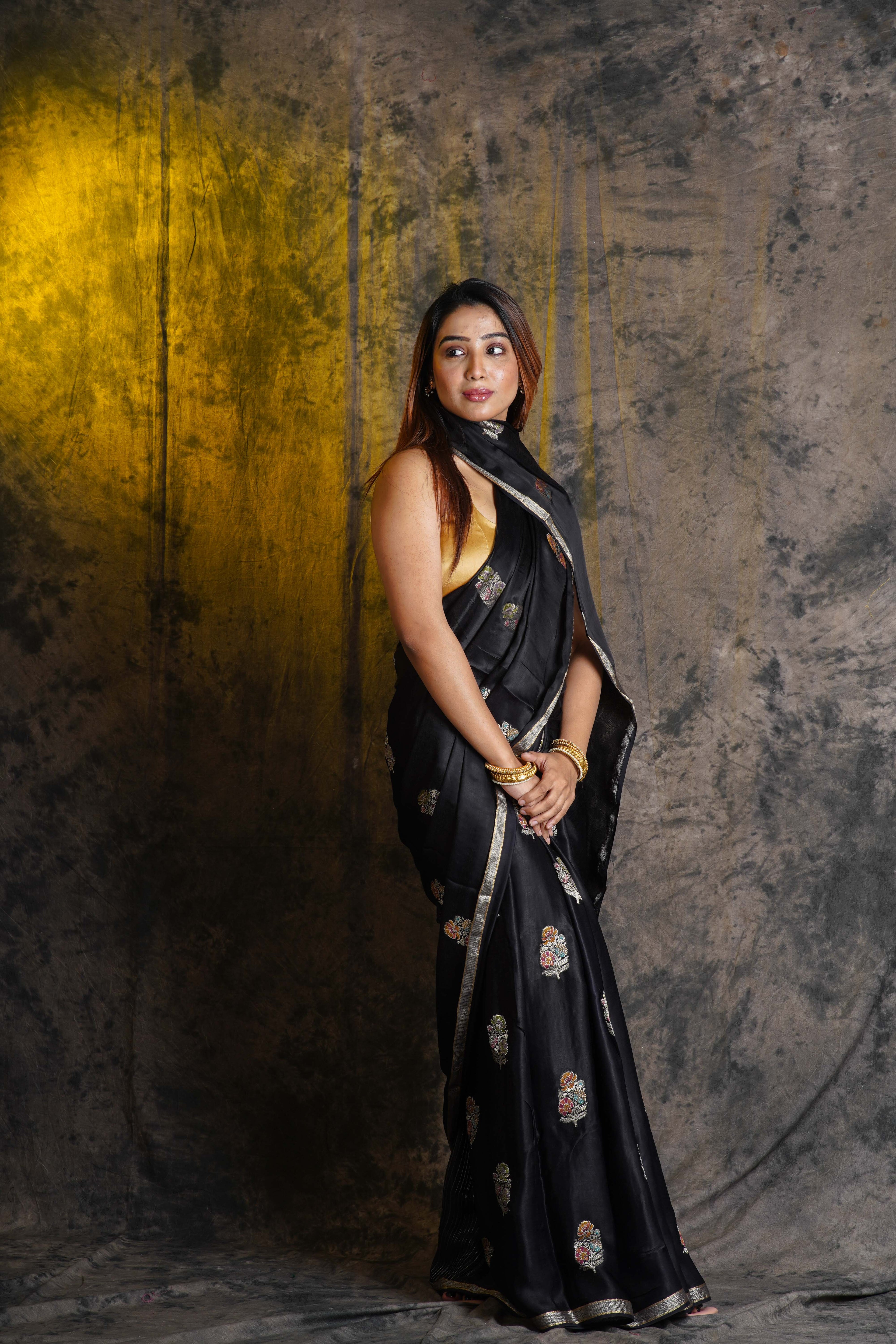 Black Blended Mashru Silk Banarasi Saree With Blouse Piece