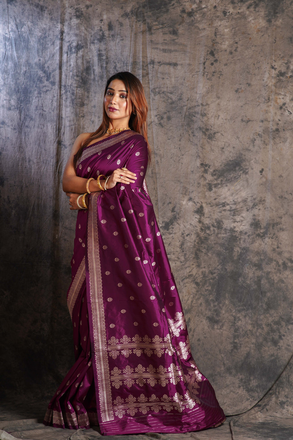Wine Pure Katan Banarasi Saree With Blouse Piece