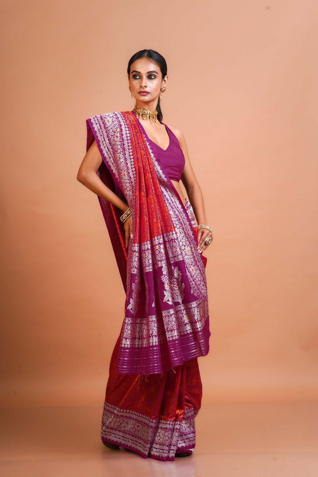 Vibrant Magenda Silk Banarasi Saree With Blouse Piece