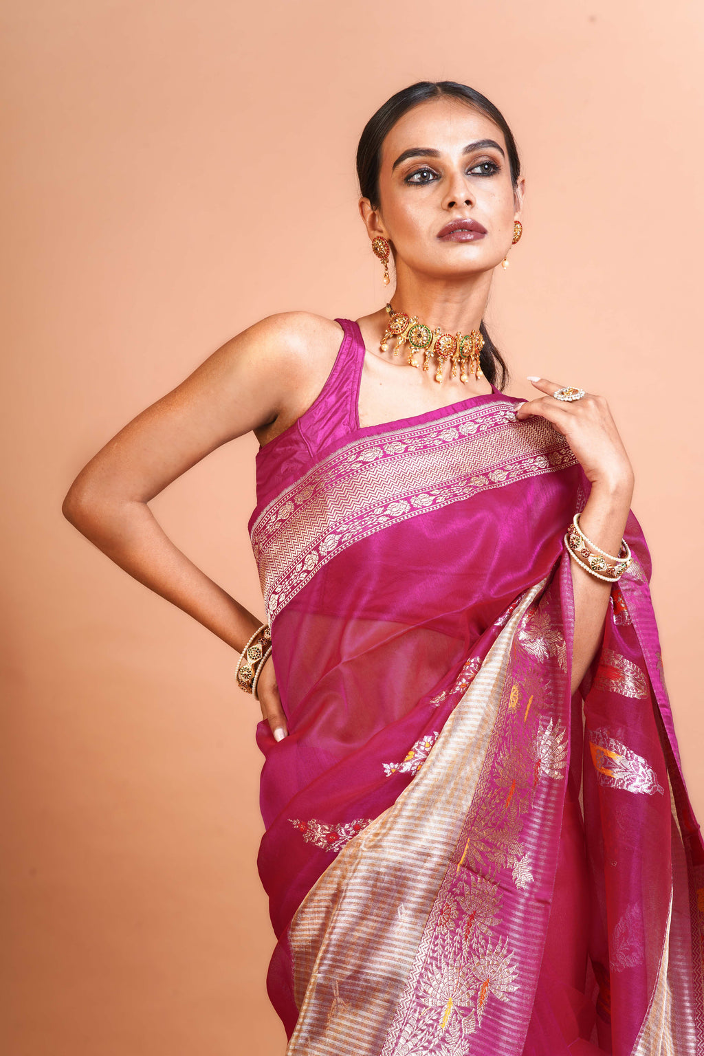 Rani Kora Silk Banarasi Saree With Blouse Piece