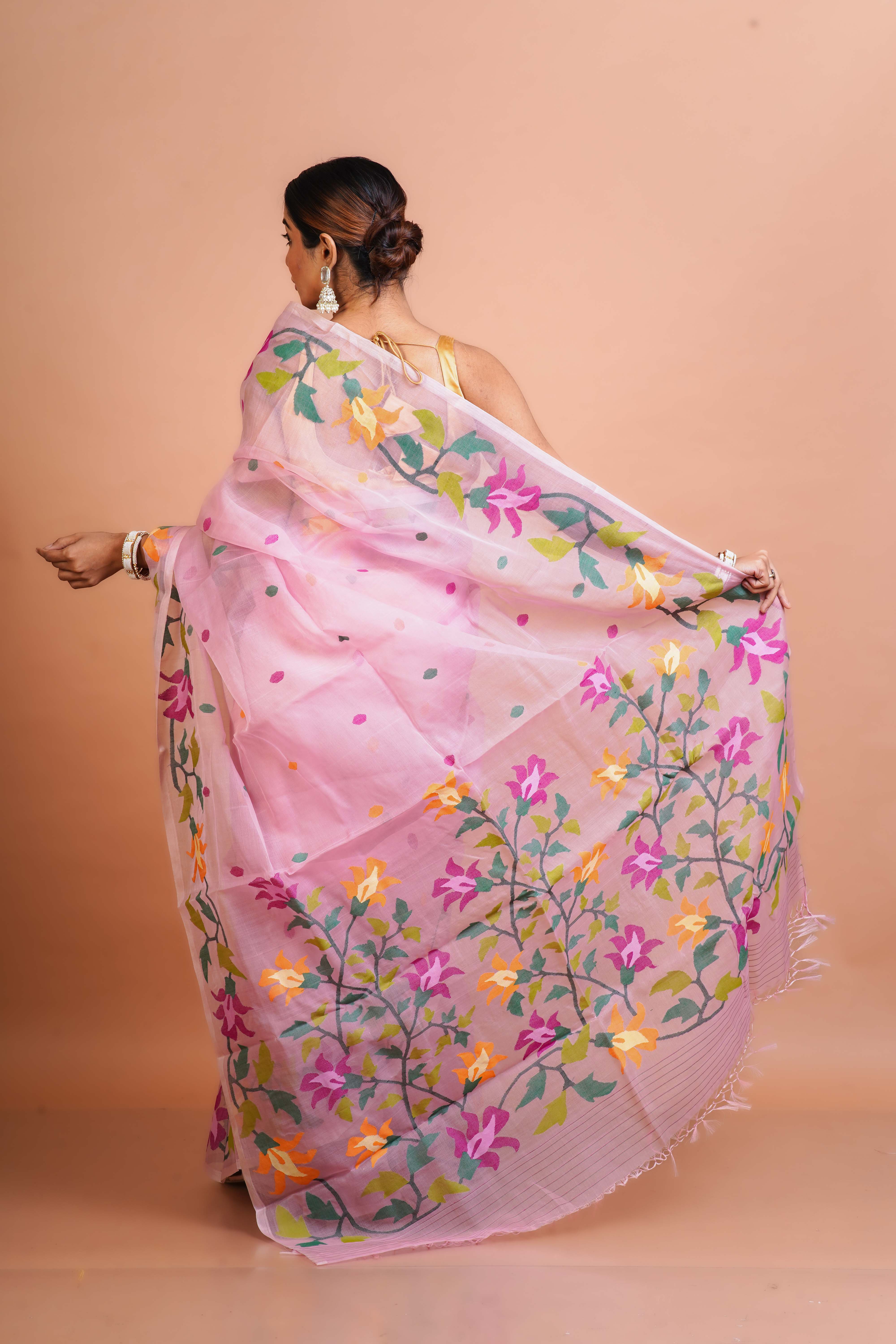 Light Pink Muslin Jamdani Saree With Blouse Piece