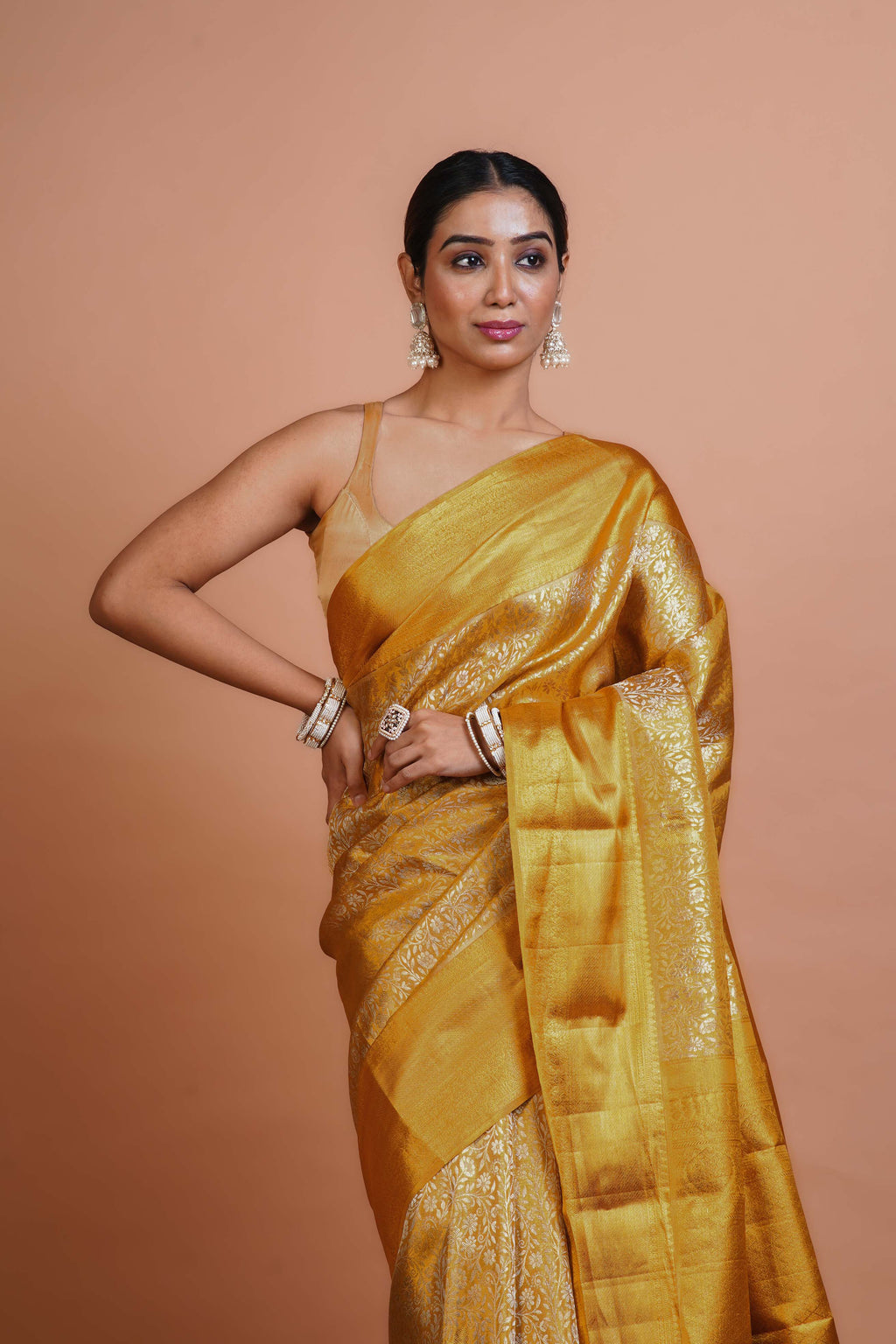 Golden Tissue Silk Kanjivaram Saree With Blouse Piece