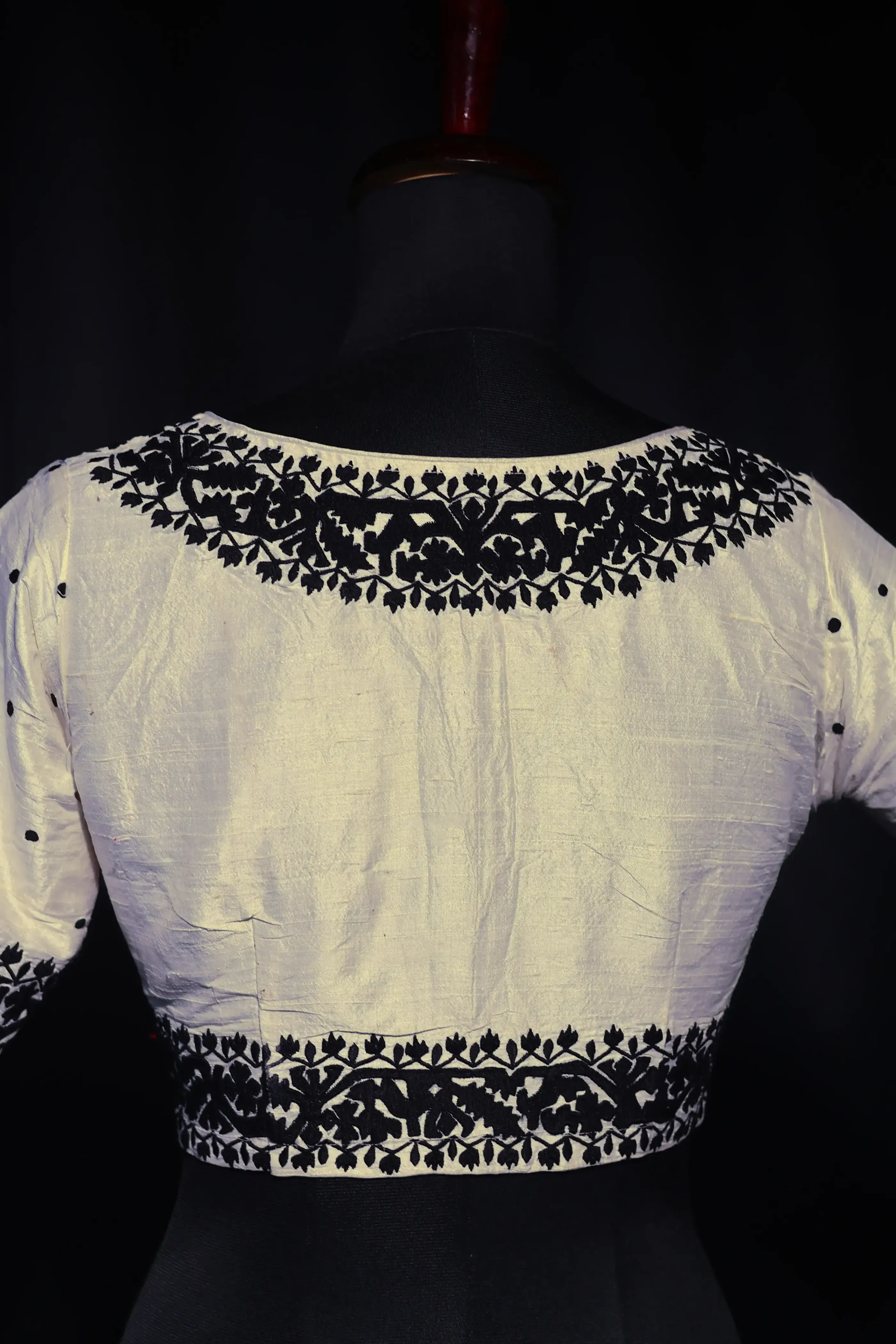 White & Black Jamdani Raw Silk Blouse For Women Jamdani Style Weddingwear