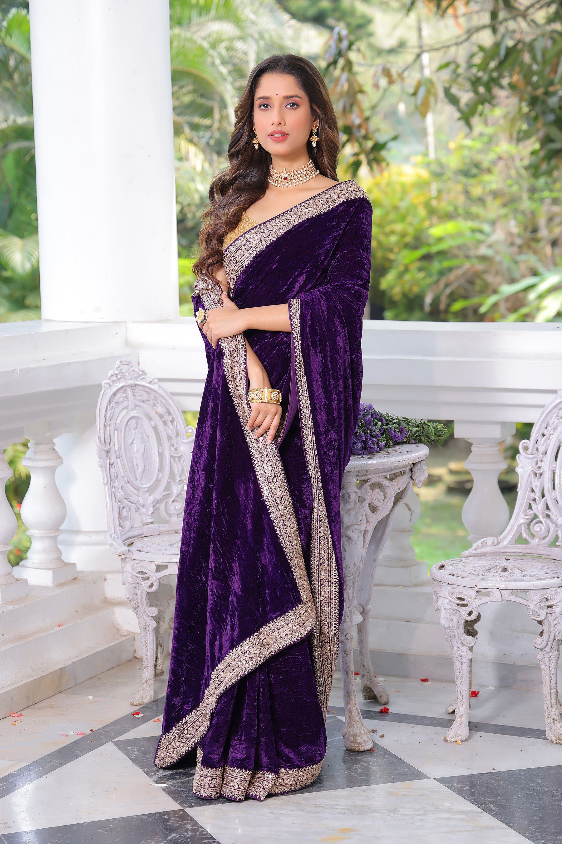 Velvet Zari Border