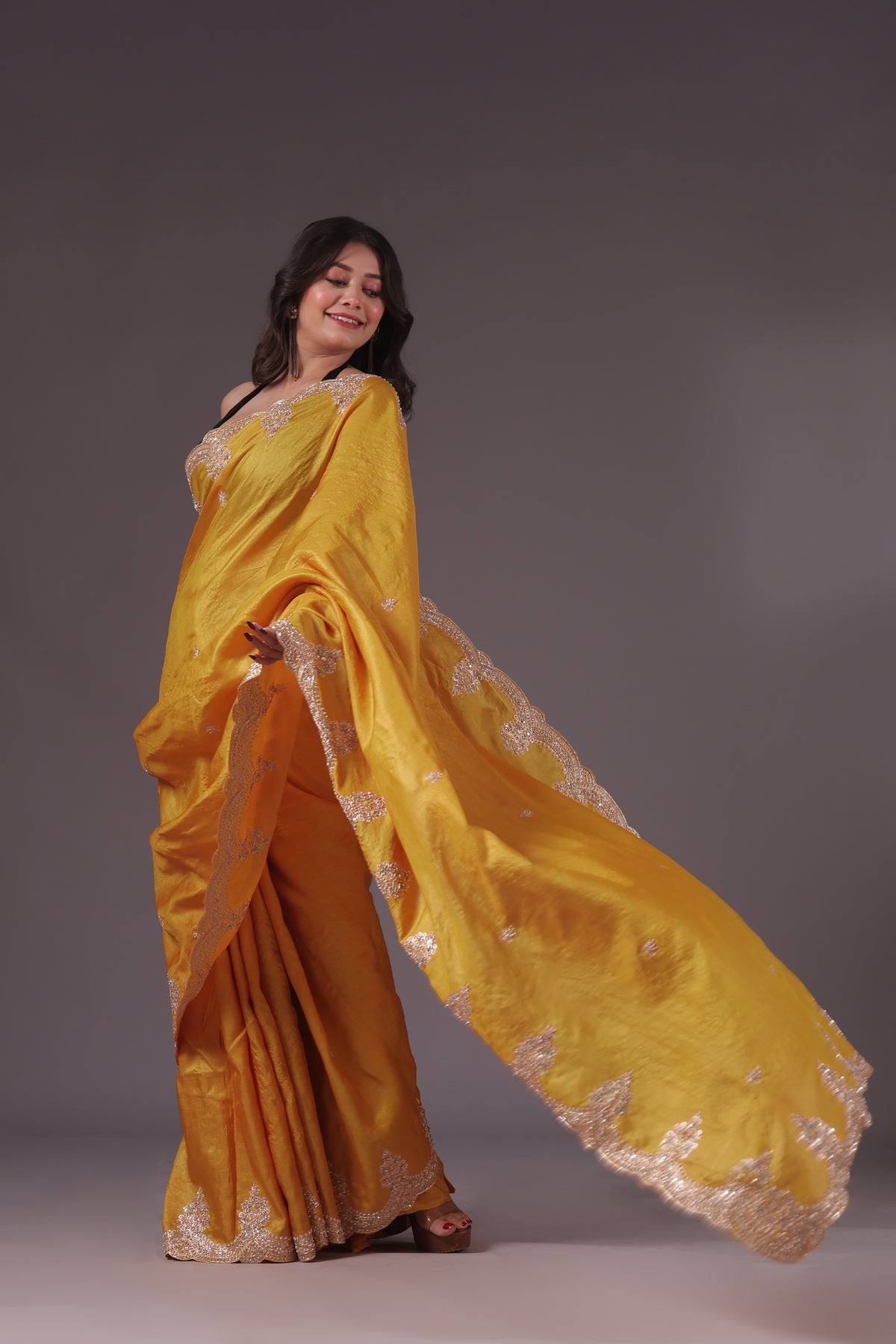Tussar Zardosi