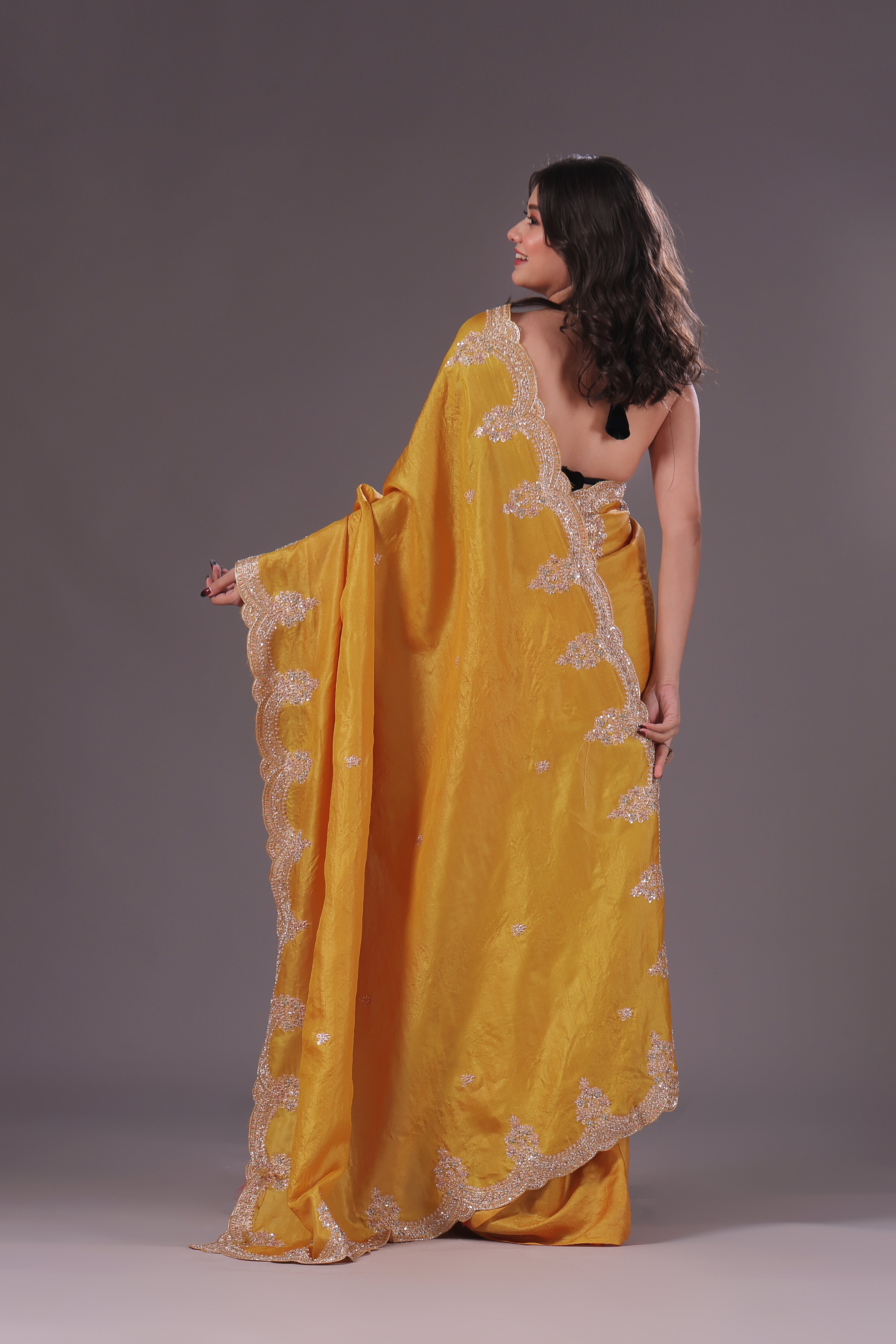 Tussar Zardosi