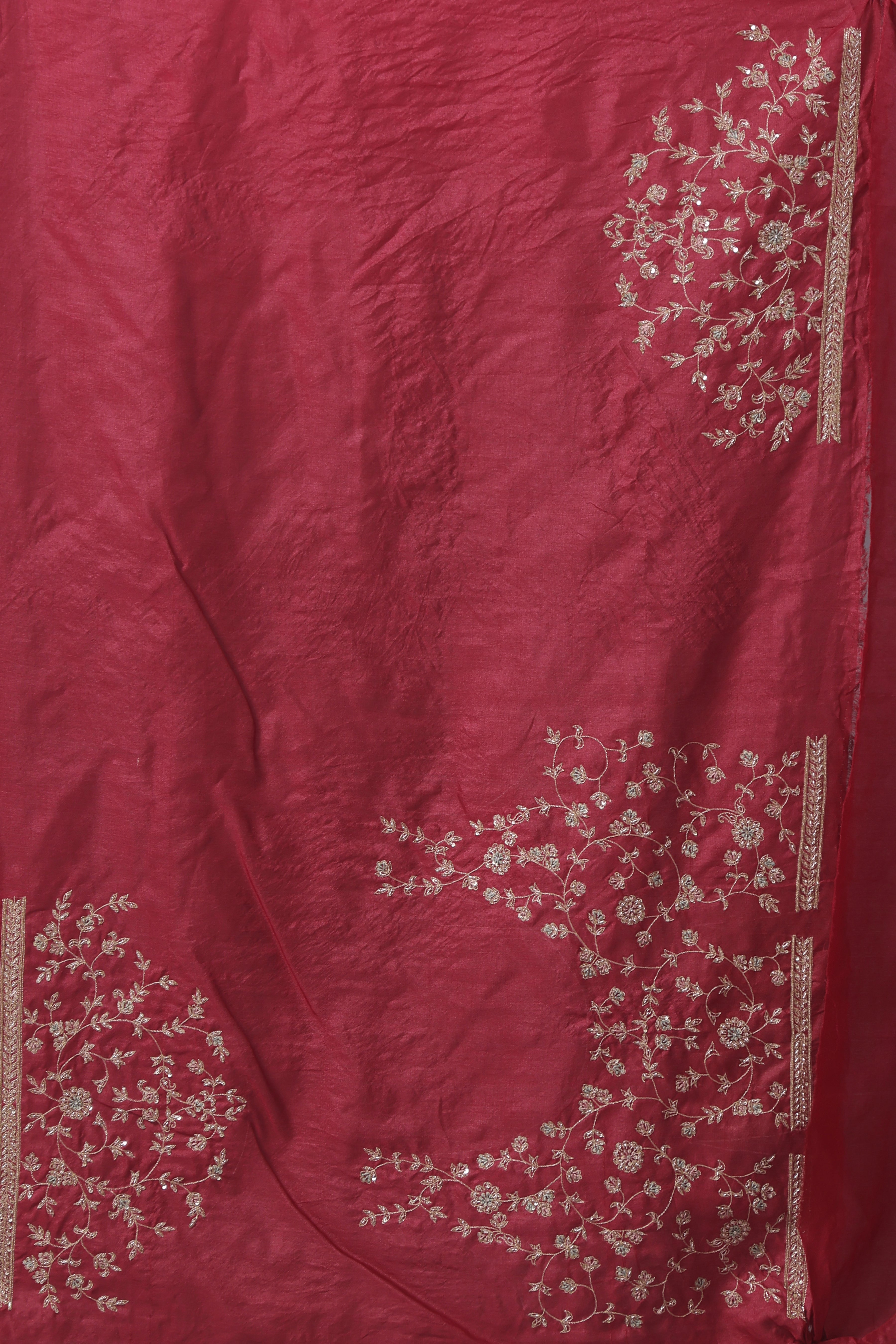 Tussar Zardosi