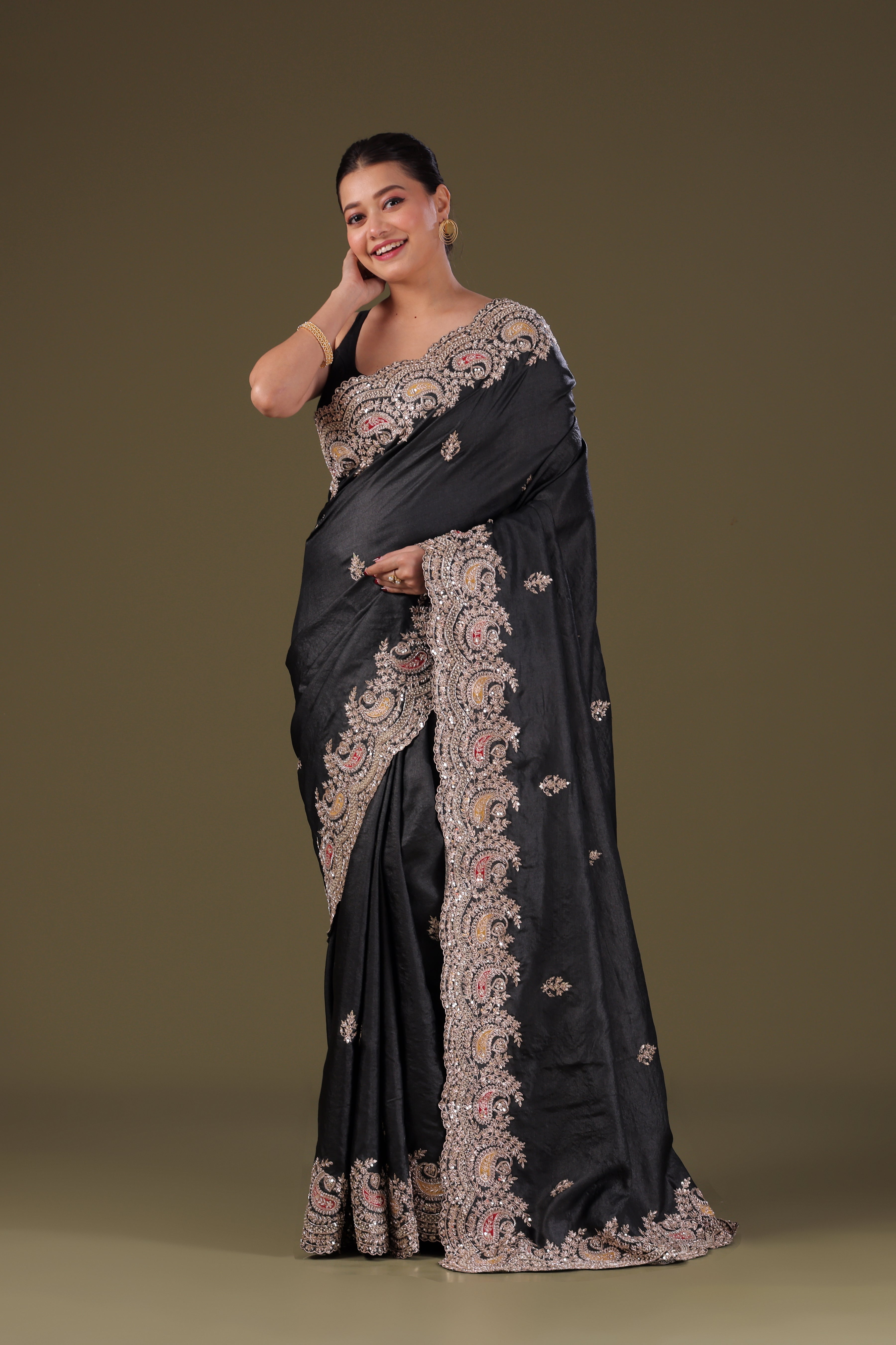 Tussar Zardosi