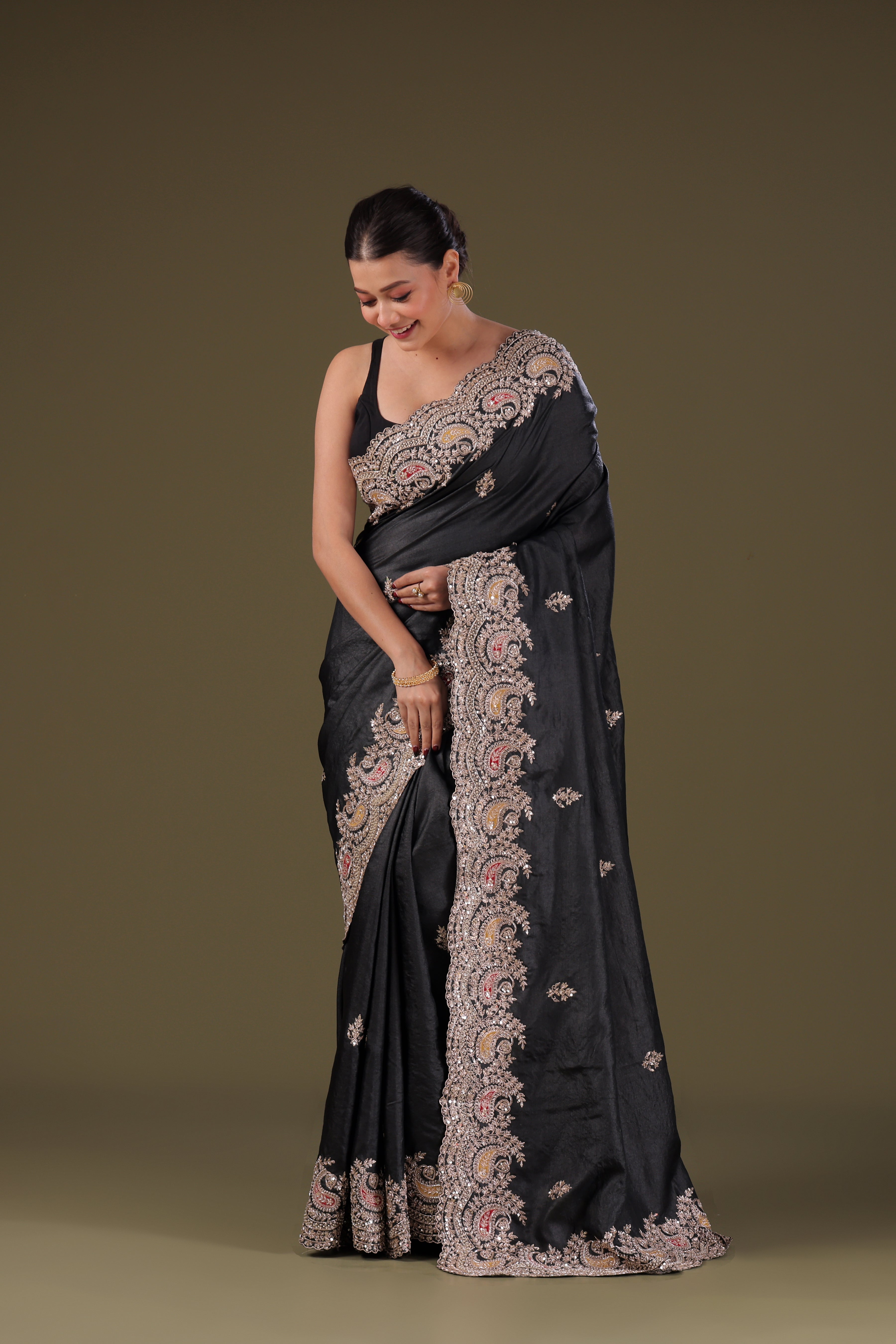 Tussar Zardosi