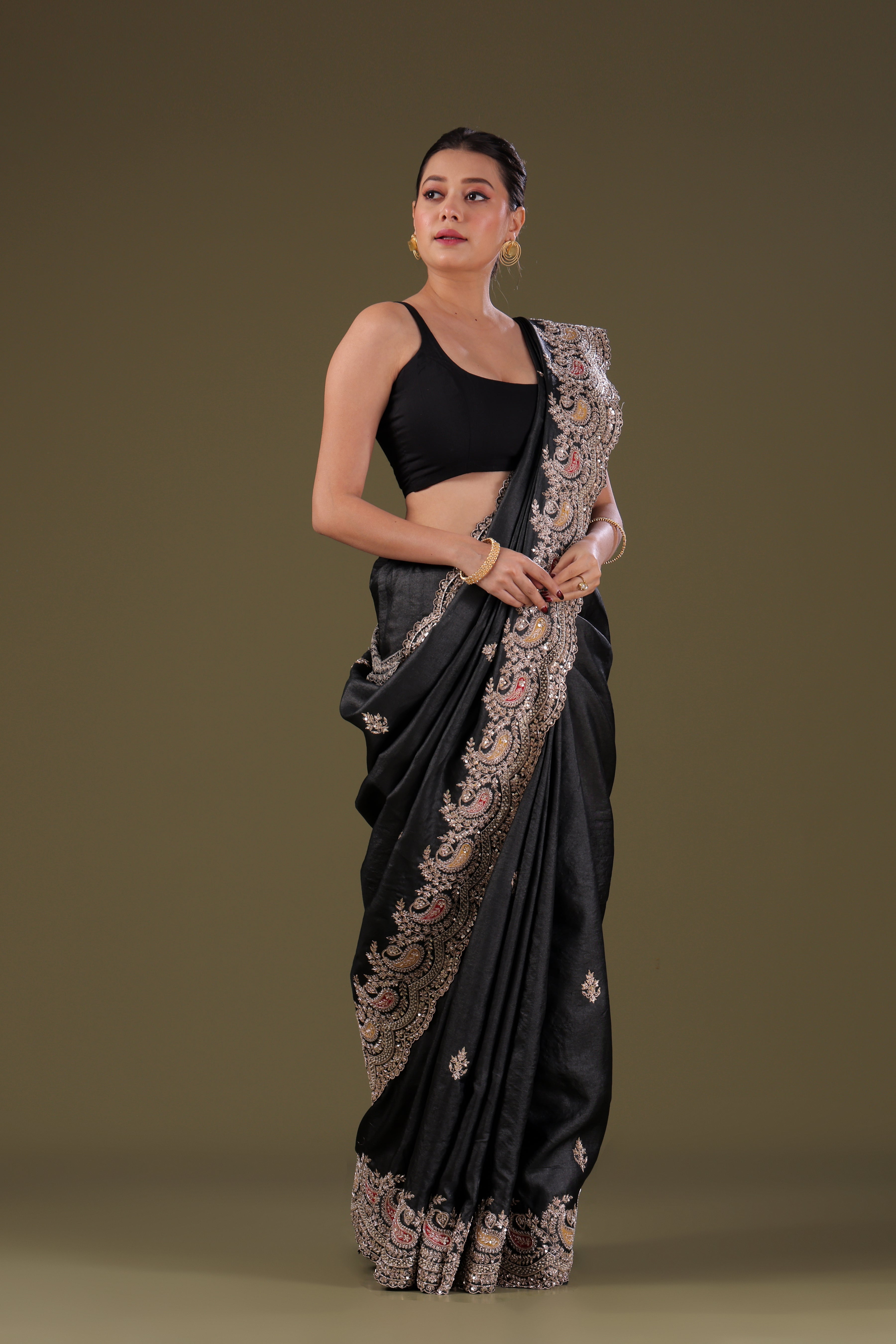Tussar Zardosi